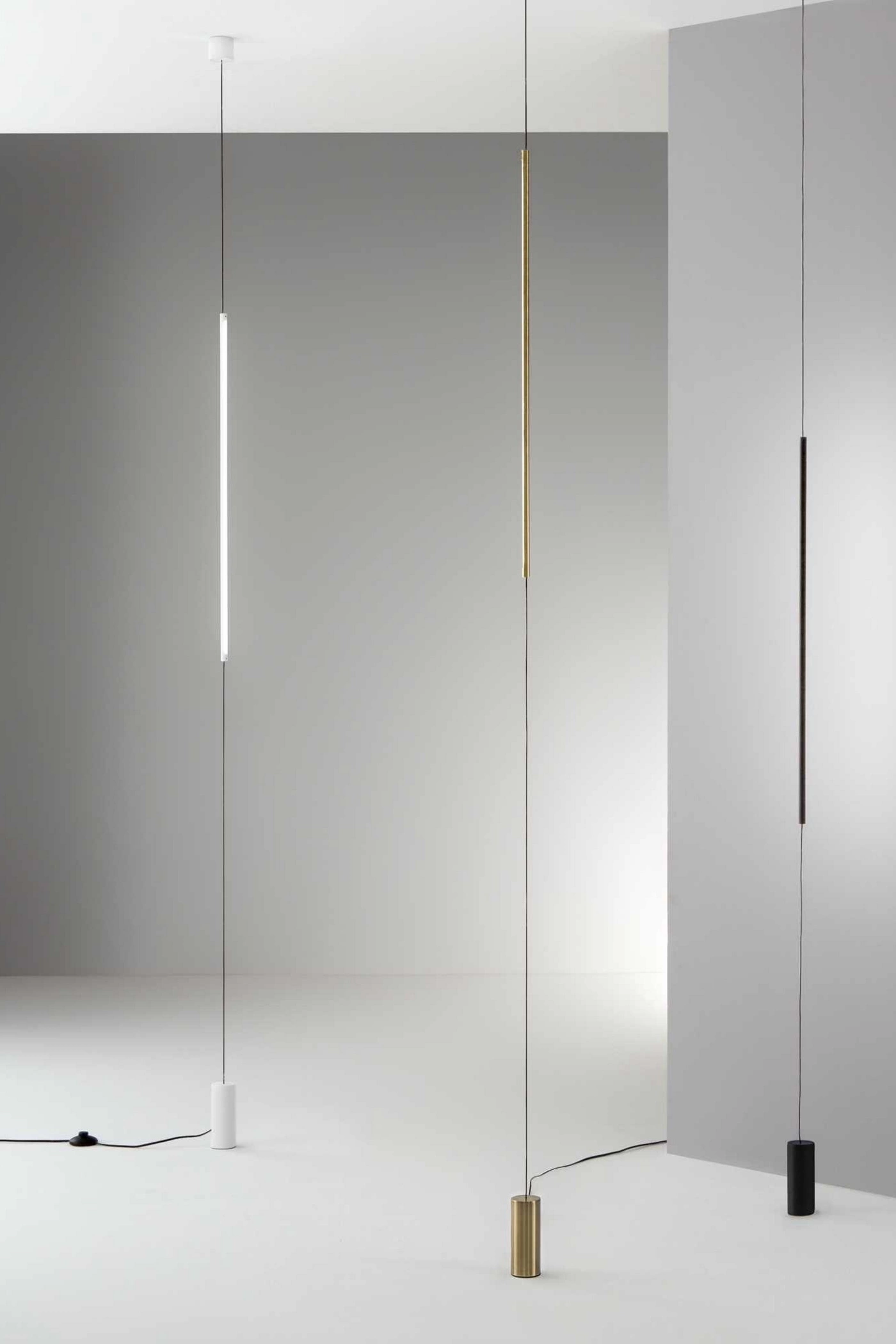   
                        
                        Торшер IDEAL LUX (Італія) 10250    
                         У стилі Хай-тек.  
                        Тип джерела світла: вбудований led-модуль, незмінний.                                                 Кольори плафонів і підвісок: Латунь.                         Матеріал: Пластик.                          фото 3