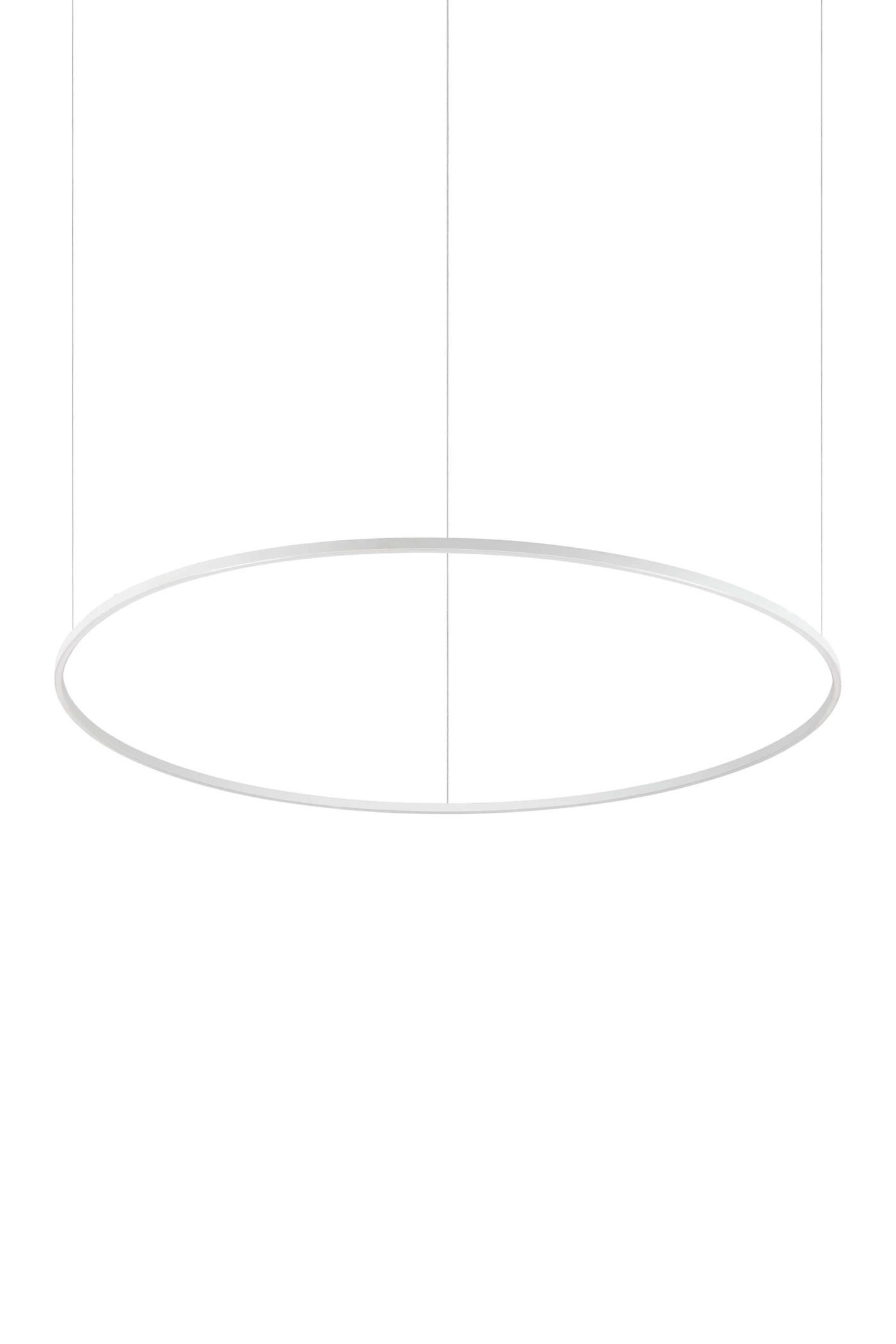   
                        
                        Люстра IDEAL LUX (Італія) 10381    
                         у стилі Хай-тек.  
                        Тип джерела світла: вбудований led-модуль, незмінний.                         Форма: Коло.                         Кольори плафонів і підвісок: Білий.                         Матеріал: Алюміній, Пластик.                          фото 1