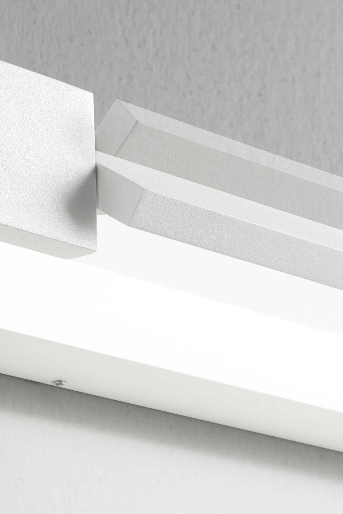   
                        
                        Підсвітка для картин IDEAL LUX (Італія) 10598    
                         у стилі Хай-тек.  
                        Тип джерела світла: вбудований led-модуль, незмінний.                         Форма: Прямокутник.                         Кольори плафонів і підвісок: Білий, Прозорий.                         Матеріал: Скло.                          фото 3
