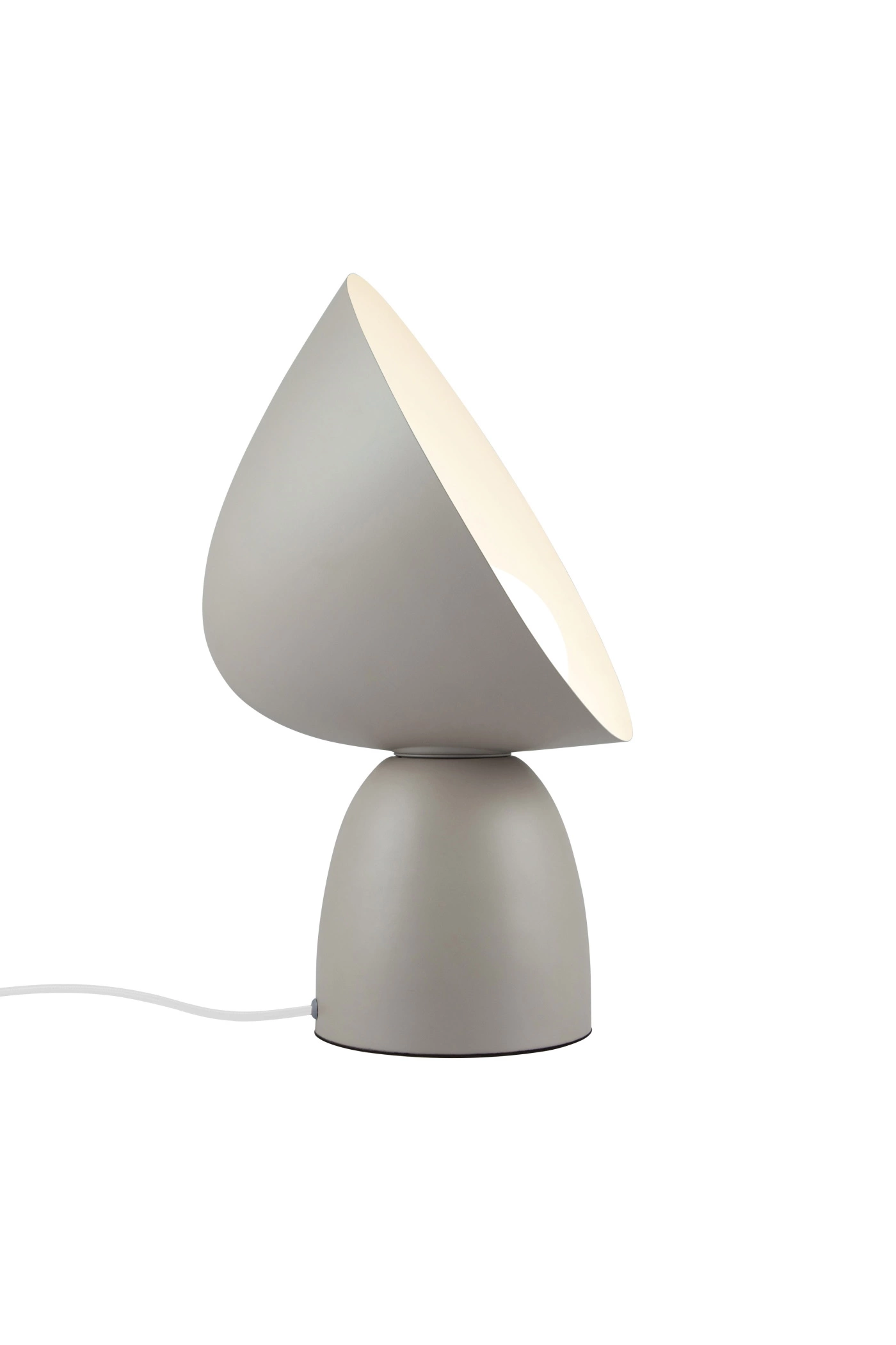   
                        
                        Настільна лампа NORDLUX (Данія) 11011    
                         у стилі Скандинавський.  
                        Тип джерела світла: світлодіодна лампа, змінна.                                                 Кольори плафонів і підвісок: Коричневий, Білий.                         Матеріал: Скло.                          фото 1