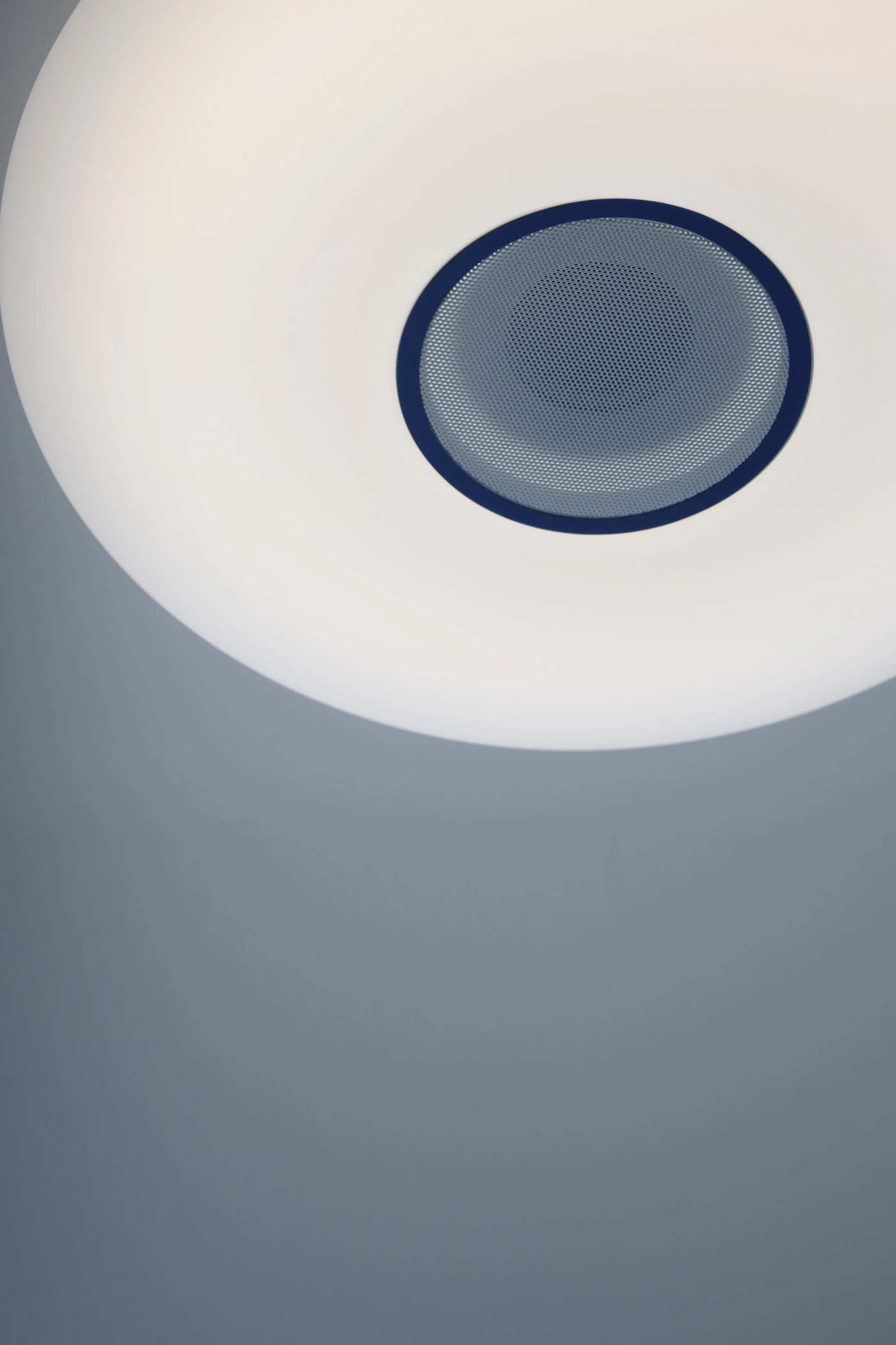   
                        
                        Світильник стельовий NORDLUX (Данія) 11030    
                         у стилі Модерн, Хай-тек.  
                        Тип джерела світла: вбудований led-модуль, незмінний.                         Форма: Коло.                         Кольори плафонів і підвісок: Білий.                         Матеріал: Пластик.                          фото 7
