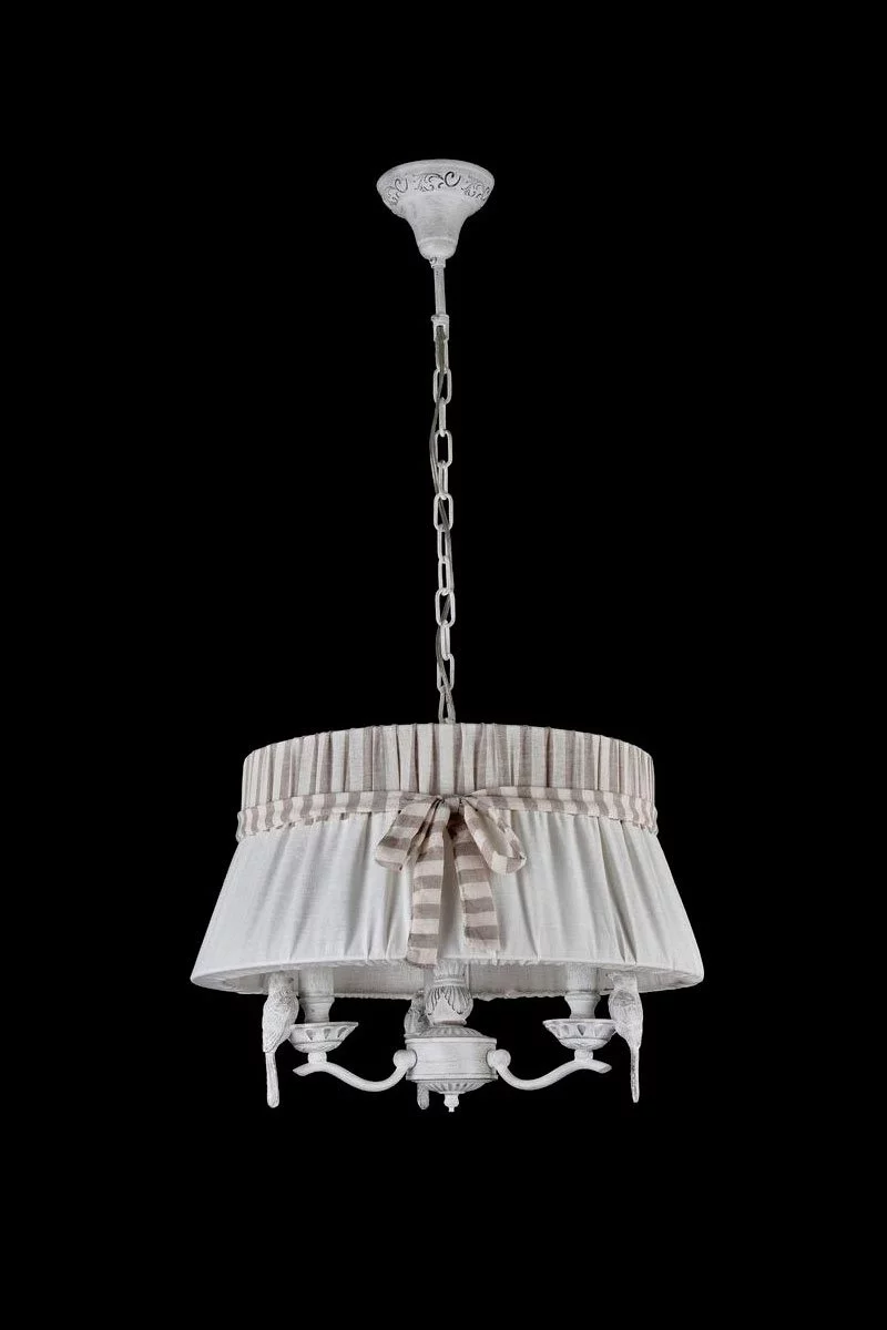   
                        
                        Люстра VASMAR (Україна) 11056    
                         у стилі Прованс.  
                        Тип джерела світла: світлодіодна лампа, змінна.                         Форма: Коло.                         Кольори плафонів і підвісок: Білий, Сірий.                         Матеріал: Тканина.                          фото 2