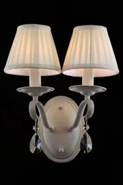   
                        
                        Бра VASMAR (Україна) 11129    
                         у стилі Класика.  
                        Тип джерела світла: світлодіодна лампа, змінна.                                                 Кольори плафонів і підвісок: Білий, Прозорий.                         Матеріал: Тканина, Кришталь.                          фото 1