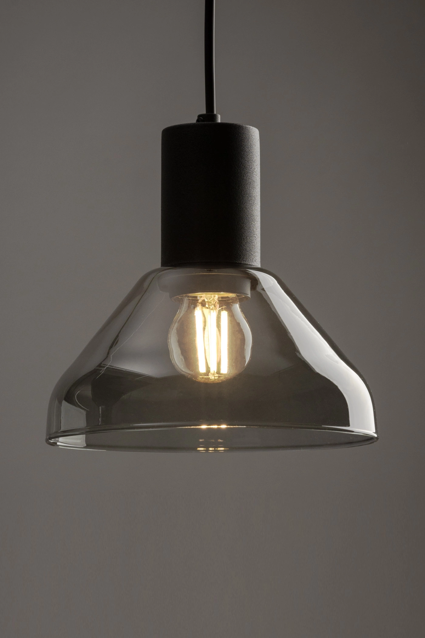   
                        
                        Трековий світильник TK LIGHTING (Польща) 12489    
                         У стилі Хай-тек.  
                        Тип джерела світла: світлодіодна лампа, змінна.                         Форма: Коло.                         Кольори плафонів і підвісок: Сірий.                         Матеріал: Метал, Пластик.                          фото 3