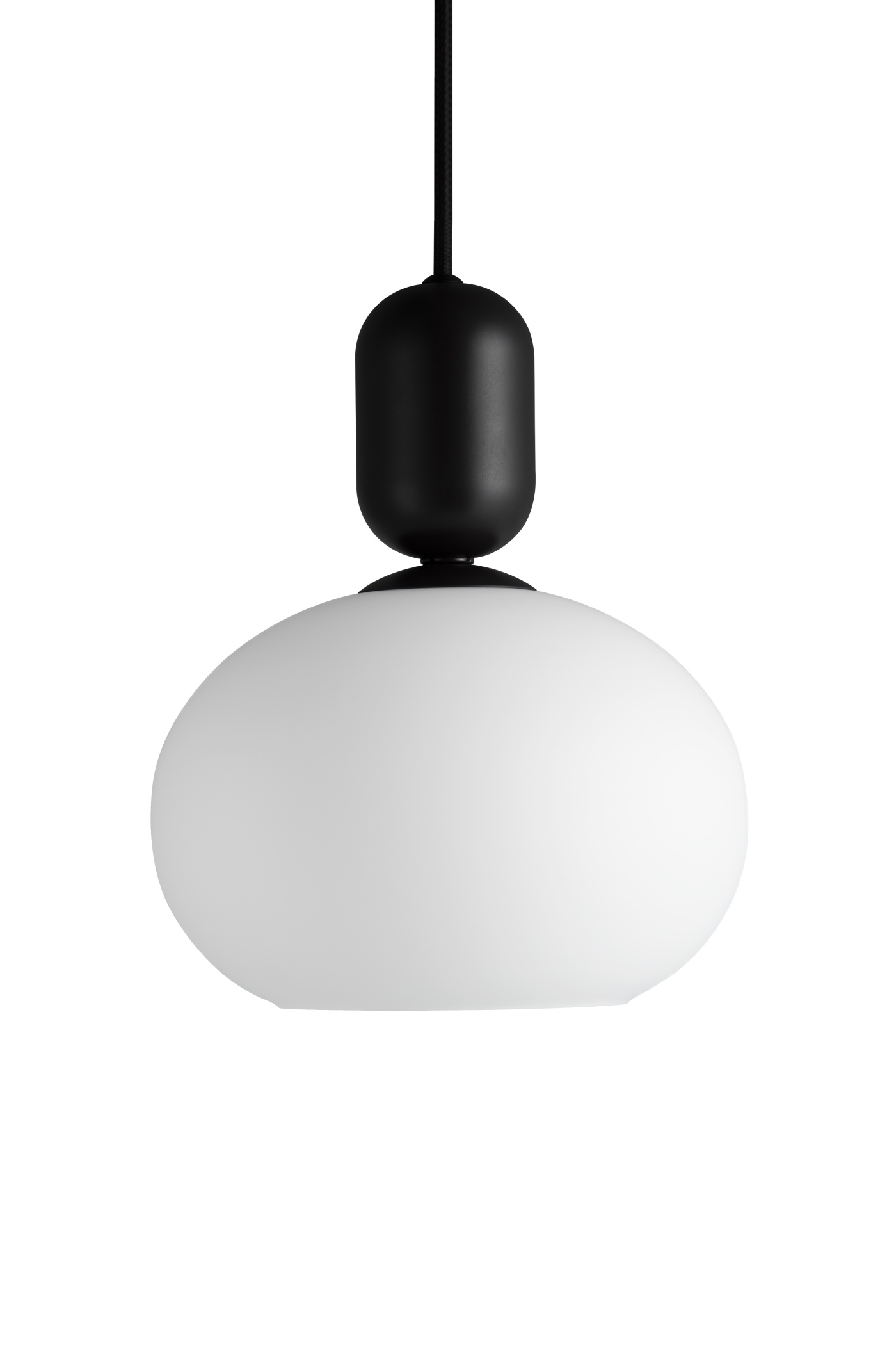   
                        Люстра NORDLUX (Данія) 12590    
                         у стилі модерн.  
                        Тип джерела світла: cвітлодіодні led, енергозберігаючі, розжарювання.                         Форма: куля.                         Кольори плафонів і підвісок: білий.                         Матеріал: скло.                          фото 1