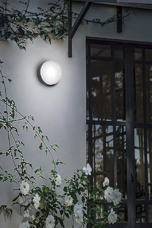   
                        Світильник вуличний IDEAL LUX (Італія) 13241    
                         у стилі модерн.  
                        Тип джерела світла: cвітлодіодні led, люмінесцентні.                                                 Кольори плафонів і підвісок: прозорий, білий.                         Матеріал: акрил.                          фото 2