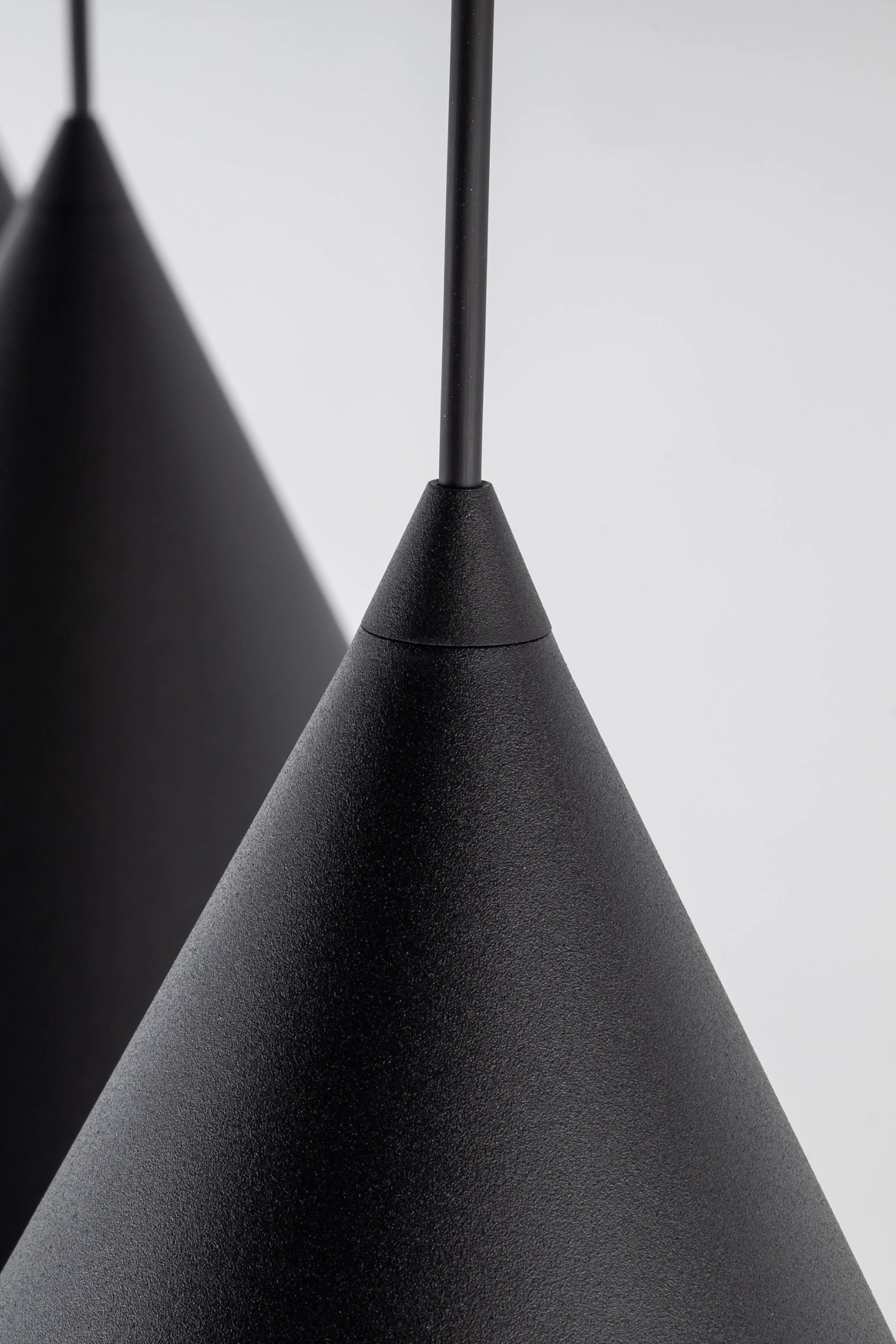   
                        
                        Люстра TK LIGHTING (Польша) 13887    
                         В стиле Лофт.  
                        Тип источника света: светодиодная лампа, сменная.                         Форма: Прямоугольник.                         Цвета плафонов и подвесок: Черный.                         Материал: Сталь, Пластик.                          фото 6