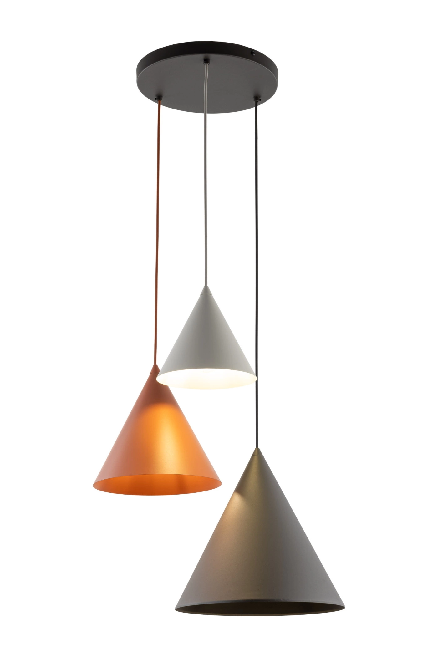   
                        
                        Люстра TK LIGHTING (Польша) 13914    
                         В стиле Лофт.  
                        Тип источника света: светодиодная лампа, сменная.                         Форма: Круг.                         Цвета плафонов и подвесок: Черный, Красный, Бежевый.                         Материал: Сталь, Пластик.                          фото 2