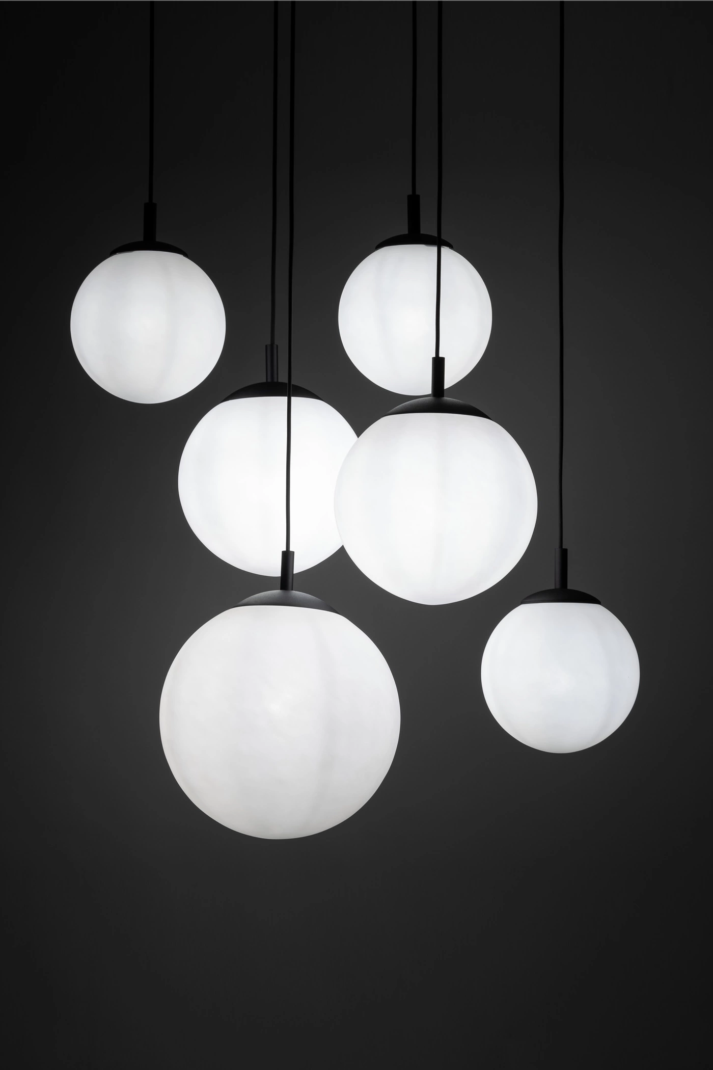   
                        
                        Люстра TK LIGHTING (Польща) 14064    
                         У стилі Хай-тек.  
                        Тип джерела світла: світлодіодна лампа, змінна.                         Форма: Прямокутник.                         Кольори плафонів і підвісок: Білий.                         Матеріал: Скло.                          фото 5