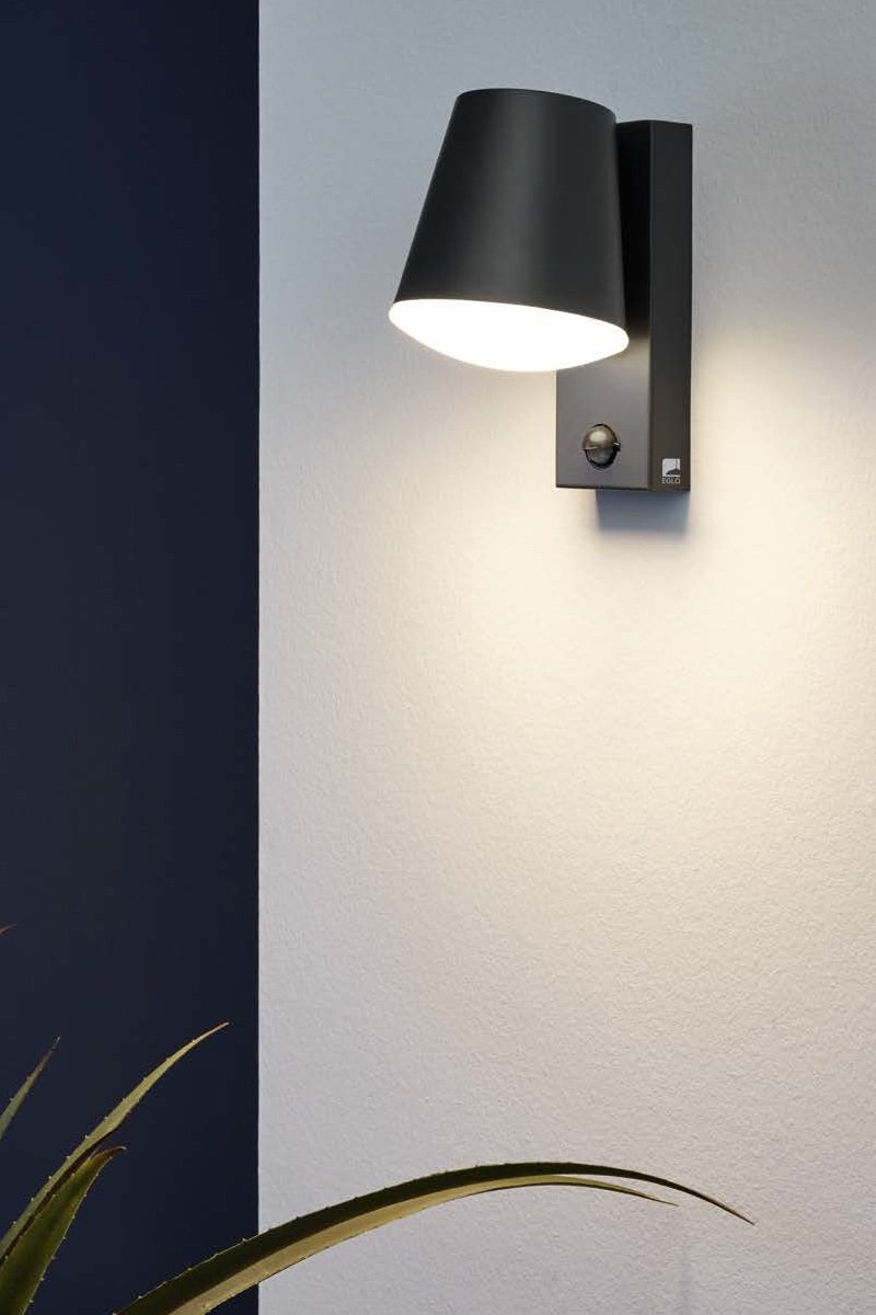   
                        Світильник вуличний EGLO (Австрія) 14424    
                         у стилі модерн.  
                        Тип джерела світла: cвітлодіодні led, енергозберігаючі, розжарювання.                                                 Кольори плафонів і підвісок: білий.                         Матеріал: пластик.                          фото 2
