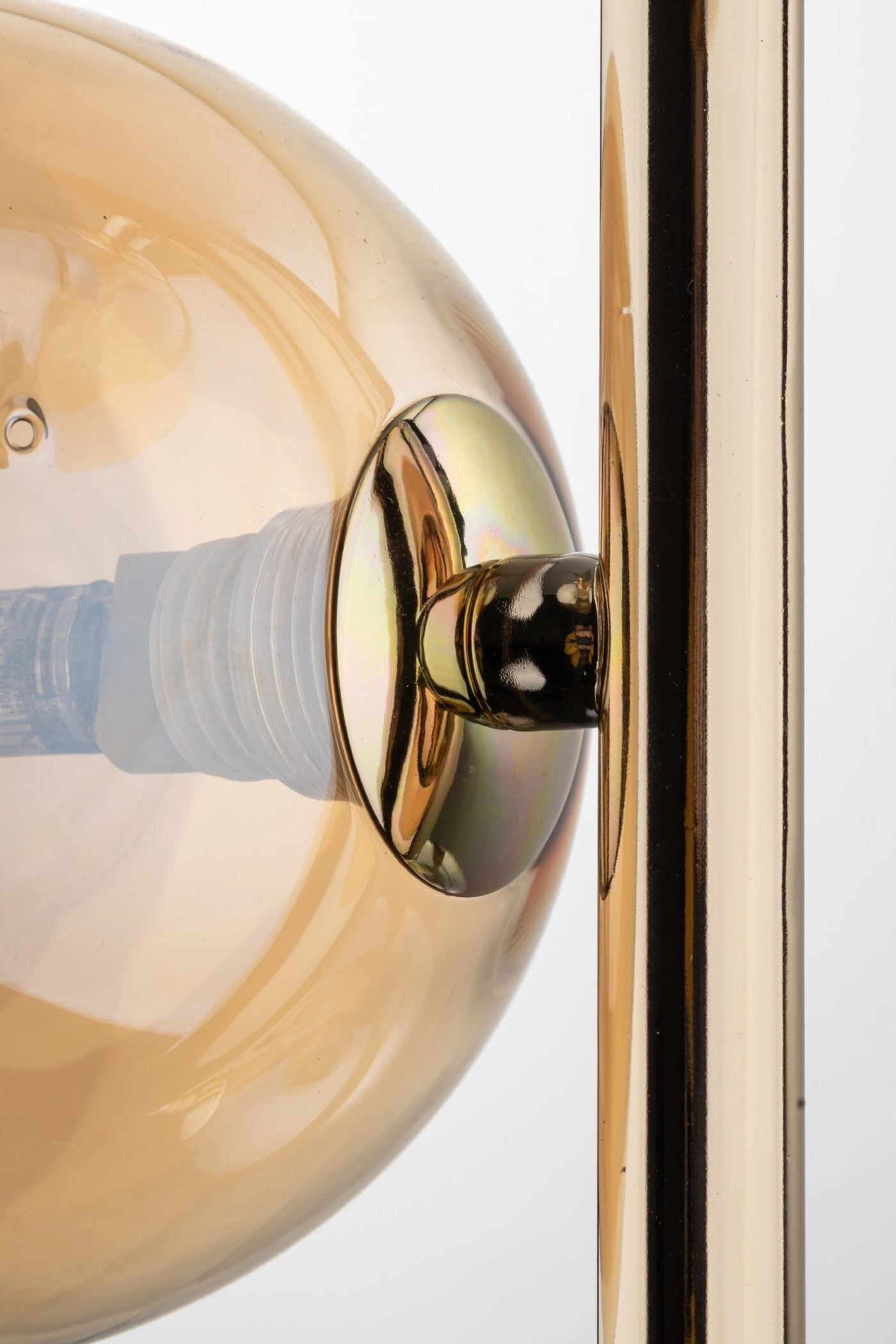   
                        
                        Люстра TK LIGHTING (Польша) 15279    
                         В стиле Хай-тек.  
                        Тип источника света: светодиодная лампа, сменная.                         Форма: Круг.                         Цвета плафонов и подвесок: Желтый.                         Материал: Стекло.                          фото 4