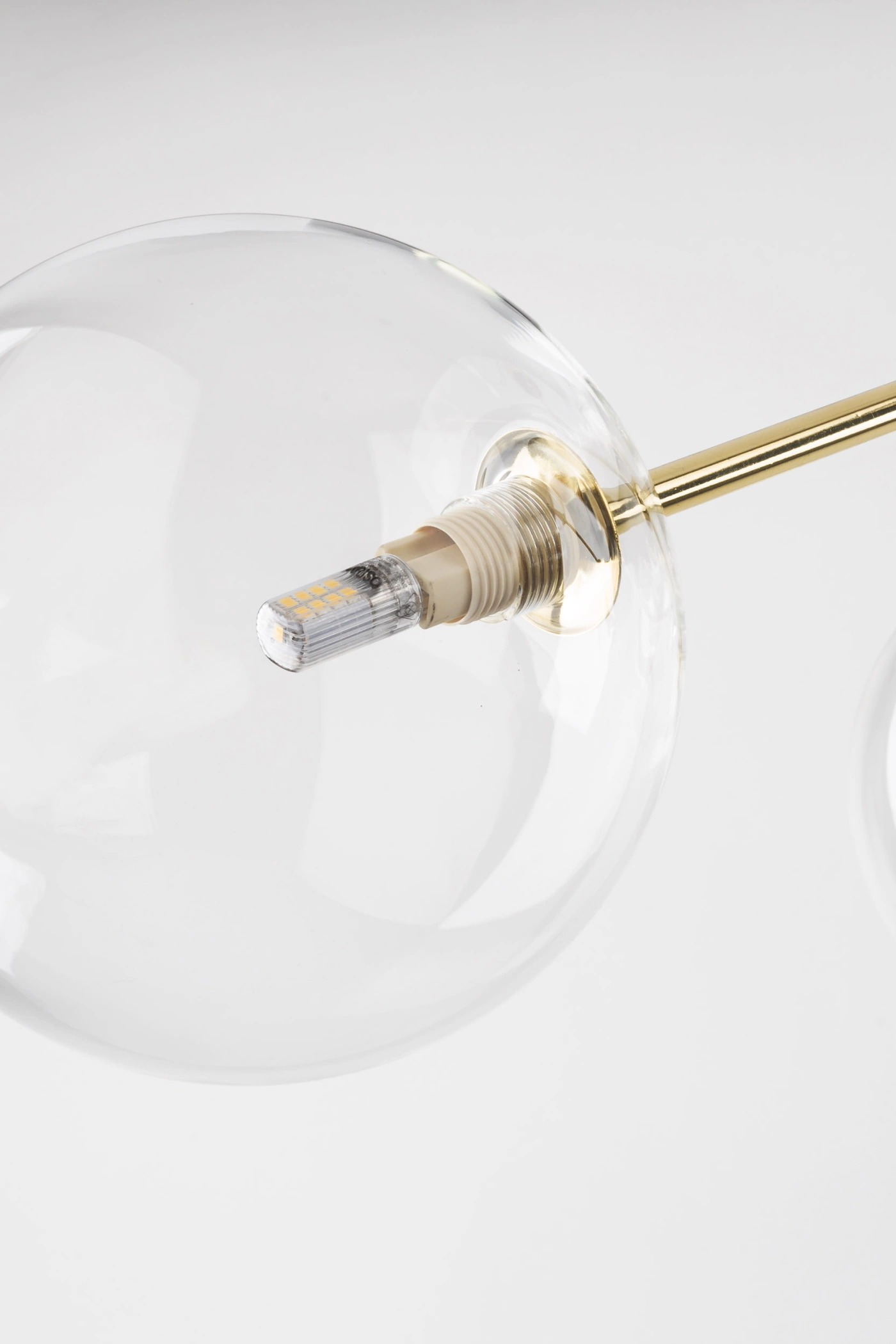   
                        
                        Люстра TK LIGHTING (Польща) 15392    
                         У стилі Хай-тек.  
                        Тип джерела світла: світлодіодна лампа, змінна.                         Форма: Асиметрична, Молекула.                         Кольори плафонів і підвісок: Прозорий.                         Матеріал: Скло.                          фото 5