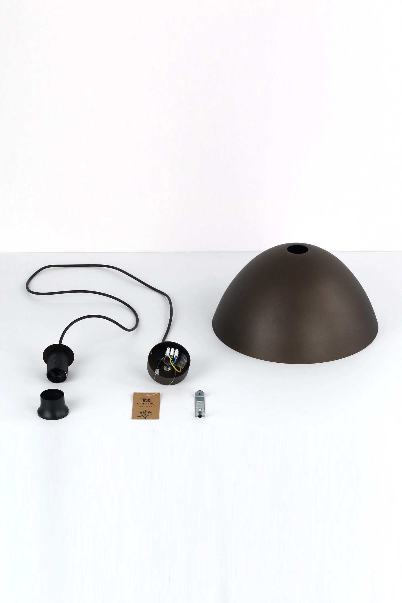   
                        
                        Люстра TK LIGHTING (Польша) 15450    
                         В стиле Лофт.  
                        Тип источника света: светодиодная лампа, сменная.                         Форма: Круг.                         Цвета плафонов и подвесок: Коричневый.                         Материал: Сталь, Пластик.                          фото 6