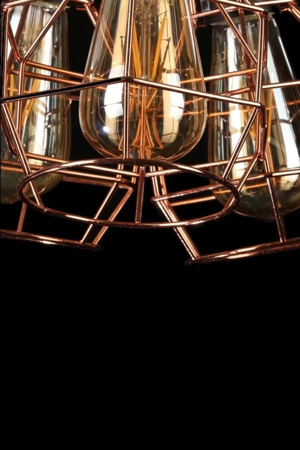   
                        Люстра AZZARDO  (Польша) 15508    
                         в стиле лофт, скандинавский.  
                        Тип источника света: светодиодные led, энергосберегающие, накаливания.                         Форма: круг.                         Цвета плафонов и подвесок: медь.                         Материал: металл.                          фото 4
