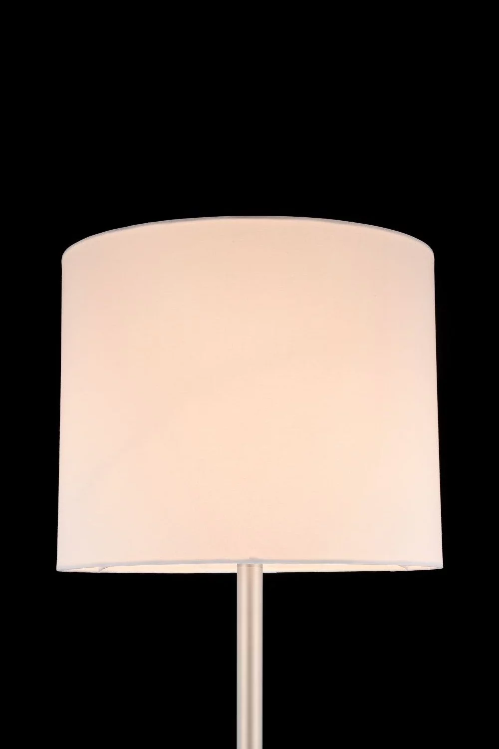   
                        
                        Торшер VASMAR (Украина) 15609    
                         В стиле Модерн.  
                        Тип источника света: светодиодная лампа, сменная.                                                 Цвета плафонов и подвесок: Белый, Прозрачный.                         Материал: Ткань, Стекло.                          фото 3