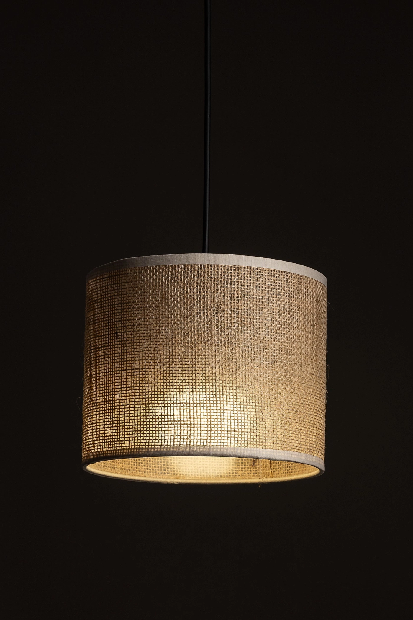  
                        
                        Трековий світильник TK LIGHTING (Польща) 16073    
                         У стилі Модерн.  
                        Тип джерела світла: світлодіодна лампа, змінна.                         Форма: Циліндр.                         Кольори плафонів і підвісок: Бежевий.                         Матеріал: Метал, Пластик.                          фото 3
