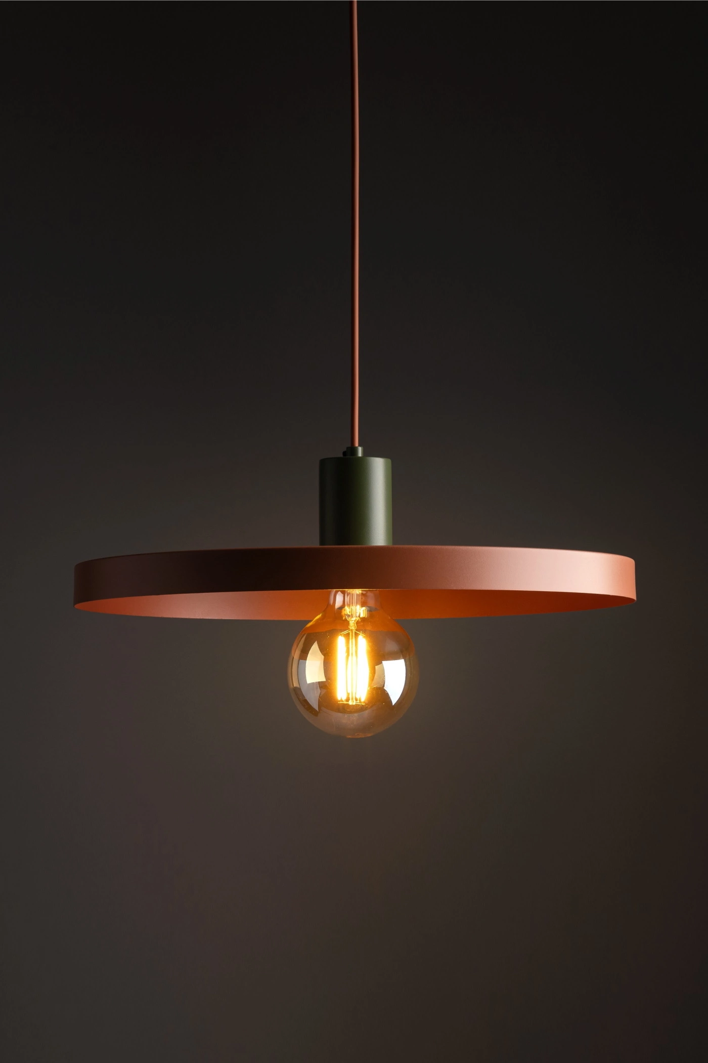  
                        
                        Люстра TK LIGHTING (Польща) 16511    
                         У стилі Лофт.  
                        Тип джерела світла: світлодіодна лампа, змінна.                         Форма: Коло.                         Кольори плафонів і підвісок: Червоний.                         Матеріал: Метал, Пластик.                          фото 8