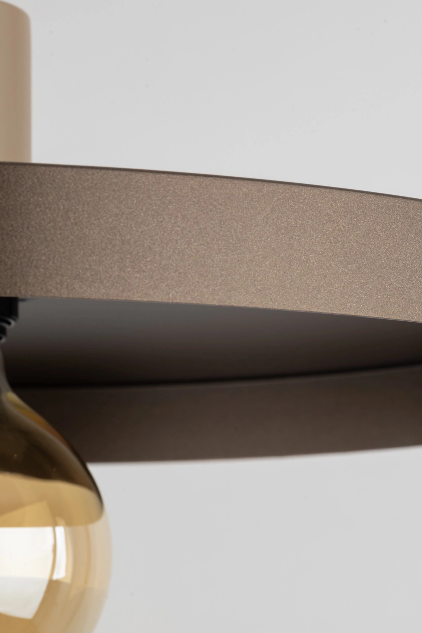  
                        
                        Люстра TK LIGHTING (Польща) 16512    
                         У стилі Лофт.  
                        Тип джерела світла: світлодіодна лампа, змінна.                         Форма: Коло.                         Кольори плафонів і підвісок: Коричневий.                         Матеріал: Метал, Пластик.                          фото 6