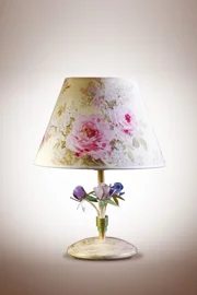   
                        Настільна лампа NB LIGHT (Україна) 16610    
                         у стилі прованс, флористика.  
                        Тип джерела світла: cвітлодіодні led, енергозберігаючі, розжарювання.                                                 Кольори плафонів і підвісок: бежевий, рожевий, малюнок.                         Матеріал: тканина.                          фото 1