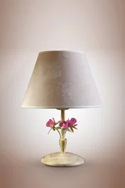   
                        Настольная лампа NB LIGHT  (Украина) 16804    
                         в стиле прованс, флористика.  
                        Тип источника света: светодиодные led, энергосберегающие, накаливания.                                                 Цвета плафонов и подвесок: бежевый, рисунок.                         Материал: ткань.                          фото 1
