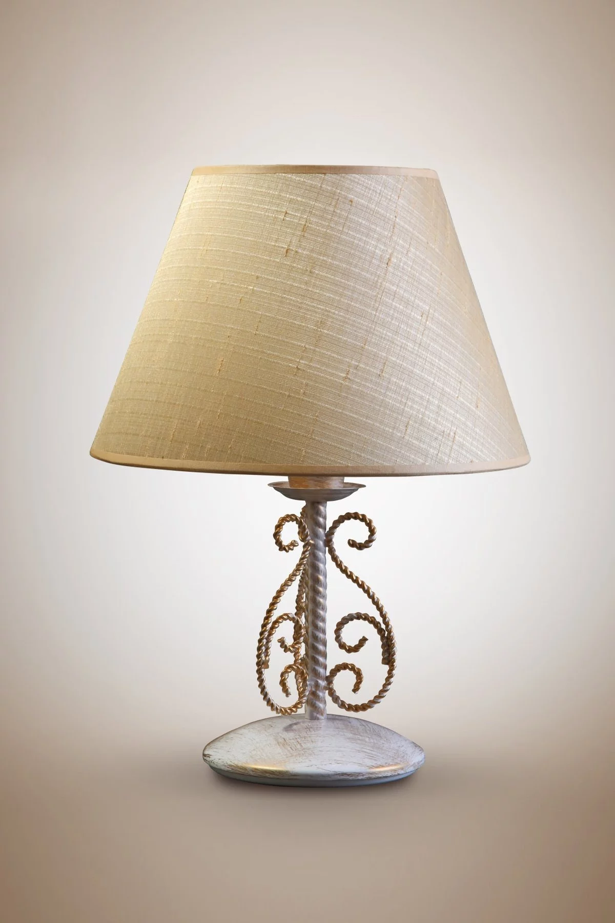   
                        
                        Настільна лампа NB LIGHT (Україна) 16970    
                         у стилі Класика.  
                        Тип джерела світла: світлодіодна лампа, змінна.                                                 Кольори плафонів і підвісок: Бежевий.                         Матеріал: Тканина.                          фото 1