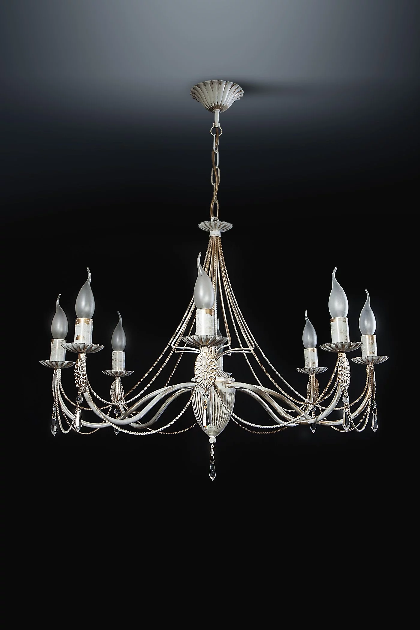   
                        
                        Люстра NB LIGHT (Україна) 16977    
                         У стилі Класика.  
                        Тип джерела світла: світлодіодна лампа, змінна.                         Форма: Коло.                         Кольори плафонів і підвісок: Прозорий.                         Матеріал: Кришталь.                          фото 1