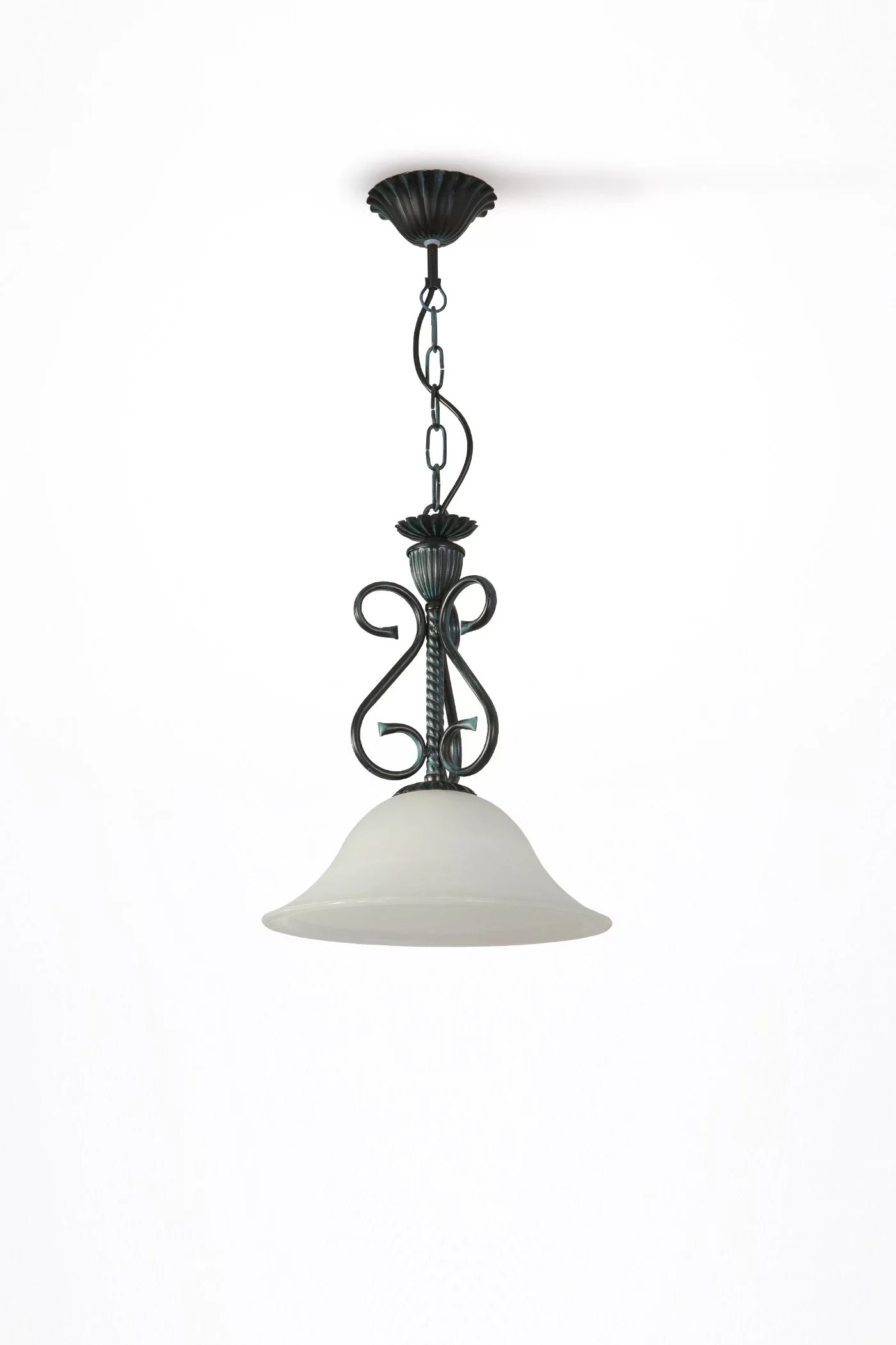   
                        
                        Люстра NB LIGHT (Україна) 17153    
                         У стилі Прованс.  
                        Тип джерела світла: світлодіодна лампа, змінна.                         Форма: Коло.                         Кольори плафонів і підвісок: Білий.                         Матеріал: Скло.                          фото 1