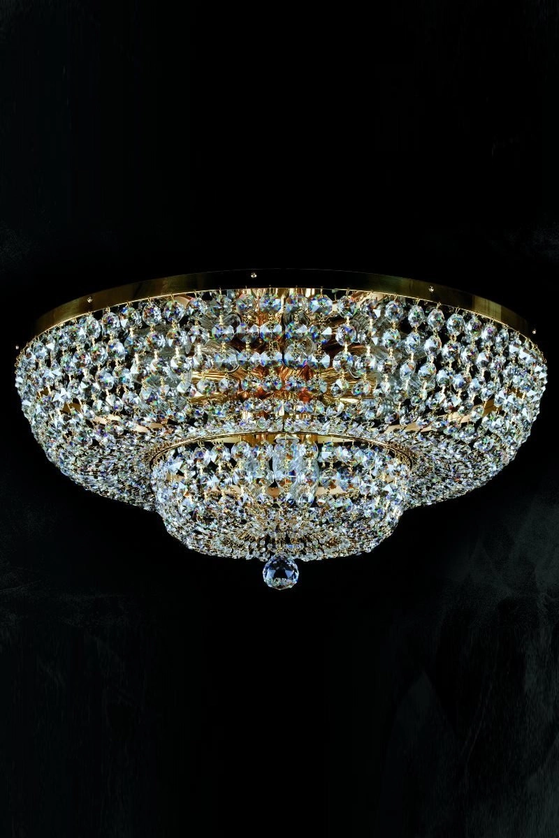   
                        
                        Кришталева люстра ARTGLASS (Чехія) 19341    
                         У стилі Класика.  
                        Тип джерела світла: світлодіодна лампа, змінна.                         Форма: Коло.                         Кольори плафонів і підвісок: Прозорий.                         Матеріал: Кришталь.                          фото 1