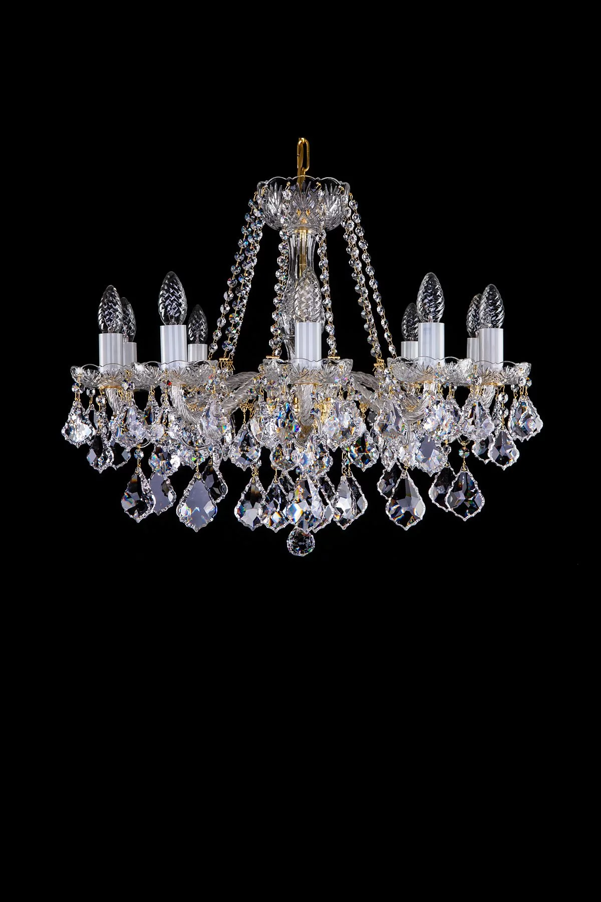   
                        
                        Хрустальная люстра ARTGLASS (Чехия) 19355    
                         В стиле Классика.  
                        Тип источника света: светодиодная лампа, сменная.                         Форма: Круг.                         Цвета плафонов и подвесок: Прозрачный.                         Материал: Хрусталь.                          фото 1