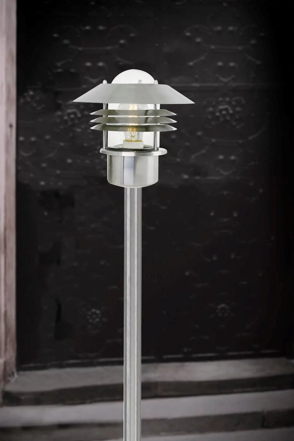   
                        Світильник вуличний NORDLUX (Данія) 20219    
                         у стилі Хай-тек.  
                        Тип джерела світла: cвітлодіодні led, енергозберігаючі, розжарювання.                                                 Кольори плафонів і підвісок: Прозорий.                         Матеріал: Скло.                          фото 2