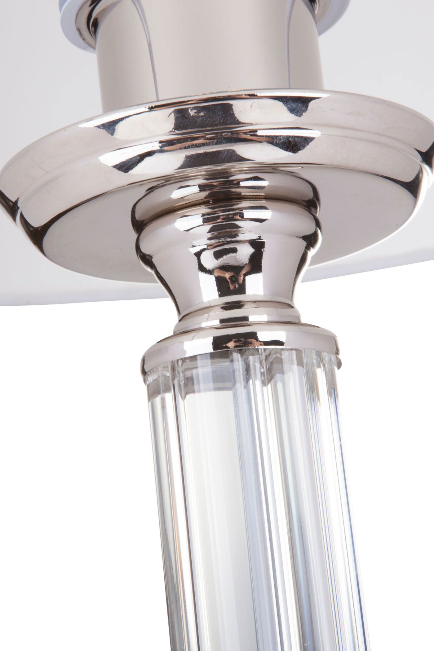   
                        Настільна лампа MAYTONI (Німеччина) 20301    
                         у стилі прованс.  
                        Тип джерела світла: cвітлодіодні led, енергозберігаючі, розжарювання.                                                 Кольори плафонів і підвісок: білий.                         Матеріал: тканина.                          фото 3