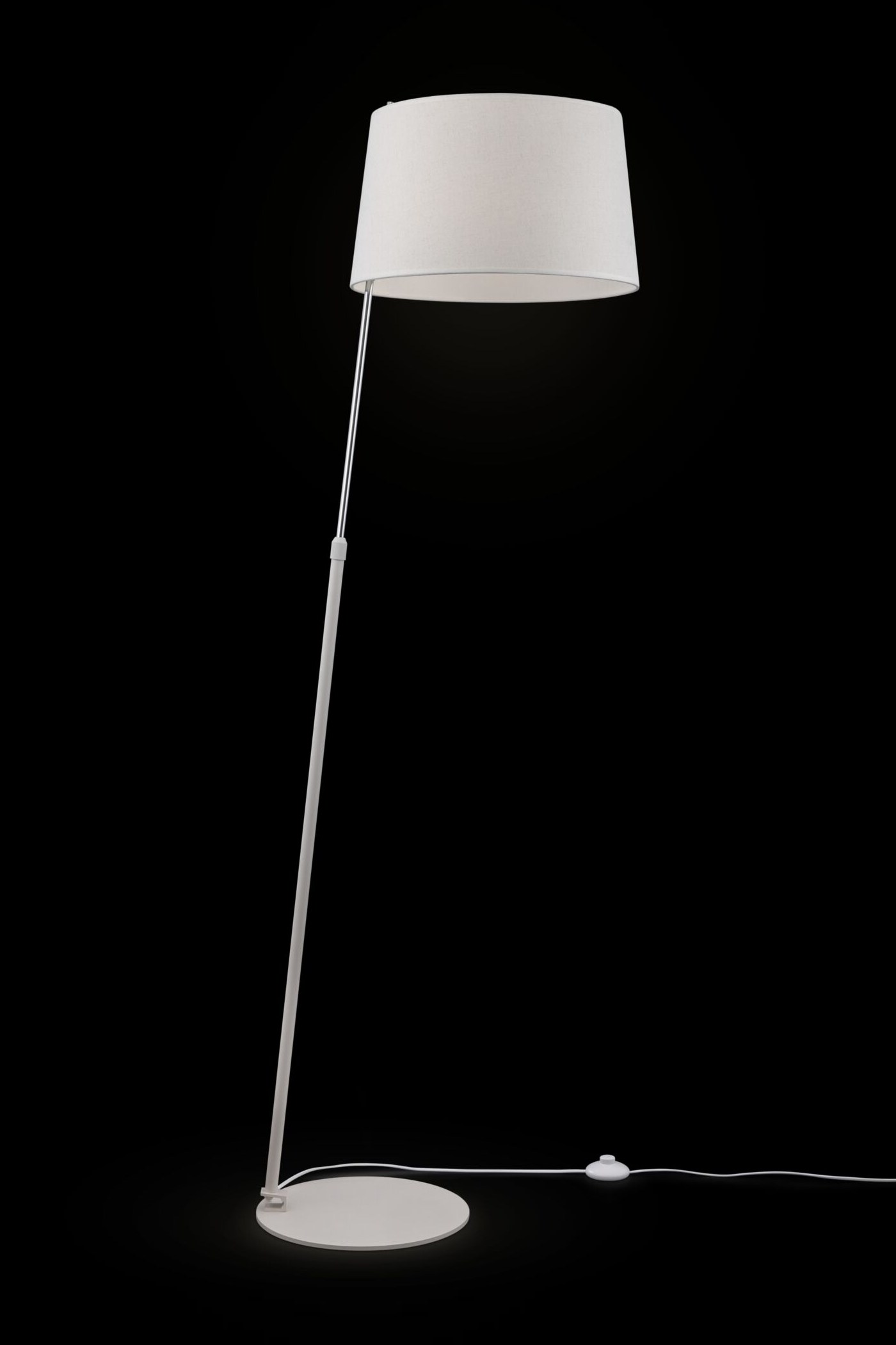   
                        Торшер MAYTONI (Німеччина) 20307    
                         у стилі скандинавський.  
                        Тип джерела світла: cвітлодіодні led, енергозберігаючі, розжарювання.                                                 Кольори плафонів і підвісок: білий.                         Матеріал: тканина.                          фото 4