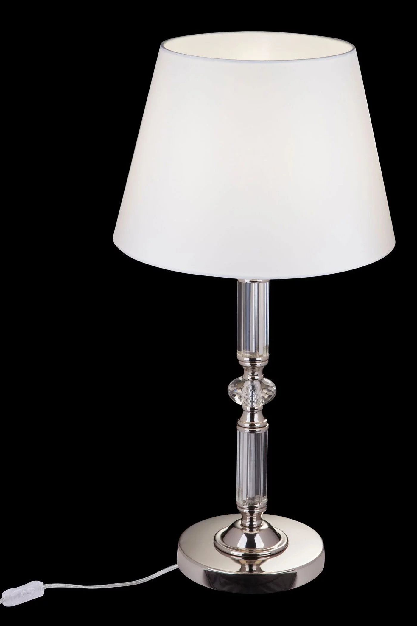   
                        Настільна лампа MAYTONI (Німеччина) 20392    
                         у стилі Класика.  
                        Тип джерела світла: світлодіодна лампа, змінна.                                                 Кольори плафонів і підвісок: Білий.                         Матеріал: Тканина.                          фото 2