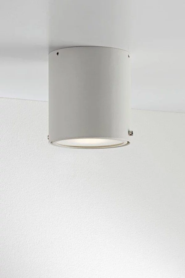   
                        
                        Точечный светильник NORDLUX (Дания) 22476    
                         в стиле Скандинавский.  
                        Тип источника света: светодиодная лампа, сменная.                         Форма: Цилиндр.                         Цвета плафонов и подвесок: Белый.                         Материал: Металл, Пластик.                          фото 3