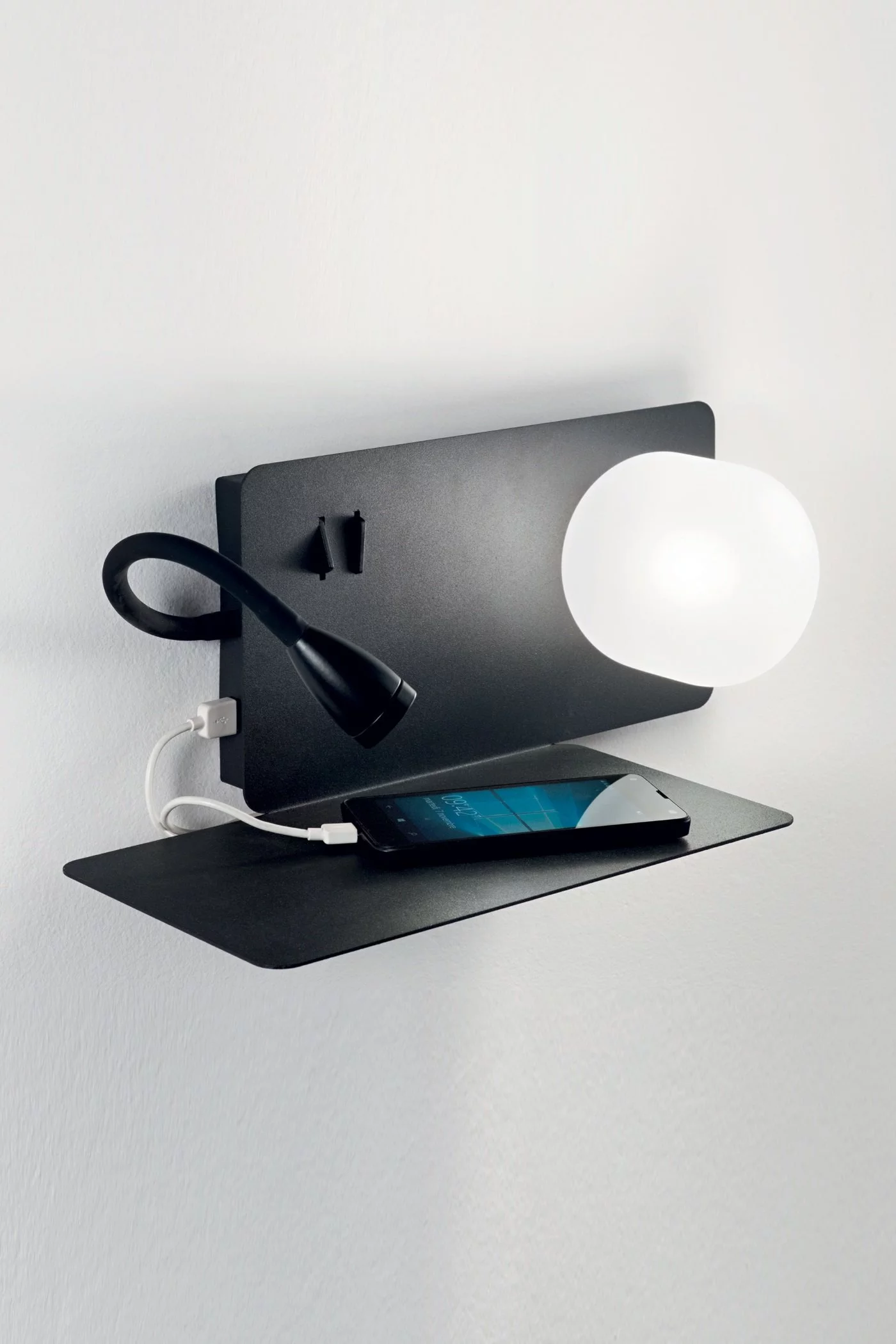   
                        
                        Бра IDEAL LUX (Італія) 22869    
                         у стилі Лофт.  
                        Тип джерела світла: світлодіодна лампа, змінна.                                                 Кольори плафонів і підвісок: Чорний.                         Матеріал: Метал.                          фото 1