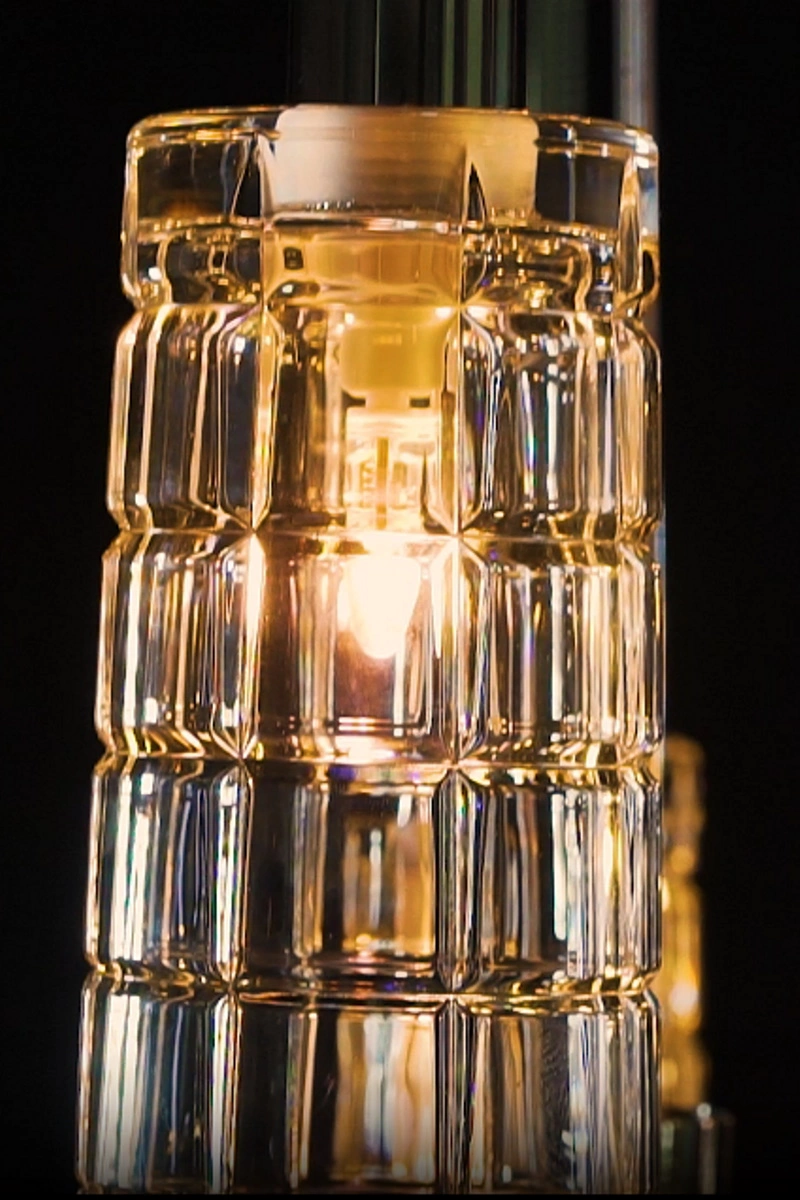   
                        
                        Люстра ARTGLASS (Чехія) 24236    
                         У стилі Модерн.  
                        Тип джерела світла: світлодіодна лампа, змінна.                         Форма: Циліндр.                         Кольори плафонів і підвісок: Прозорий.                         Матеріал: Скло.                          фото 9