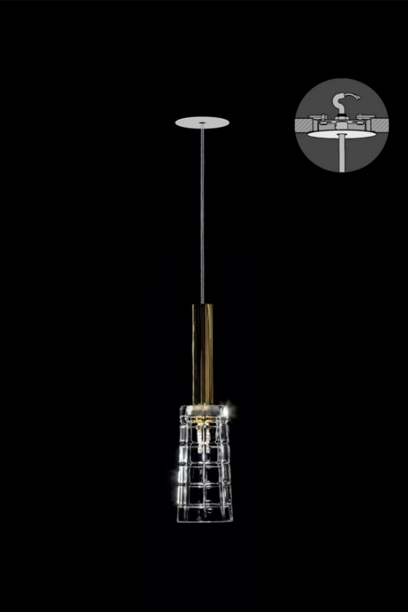   
                        
                        Люстра ARTGLASS (Чехия) 24238    
                         В стиле Модерн.  
                        Тип источника света: светодиодная лампа, сменная.                         Форма: Цилиндр.                         Цвета плафонов и подвесок: Прозрачный.                         Материал: Стекло.                          фото 3