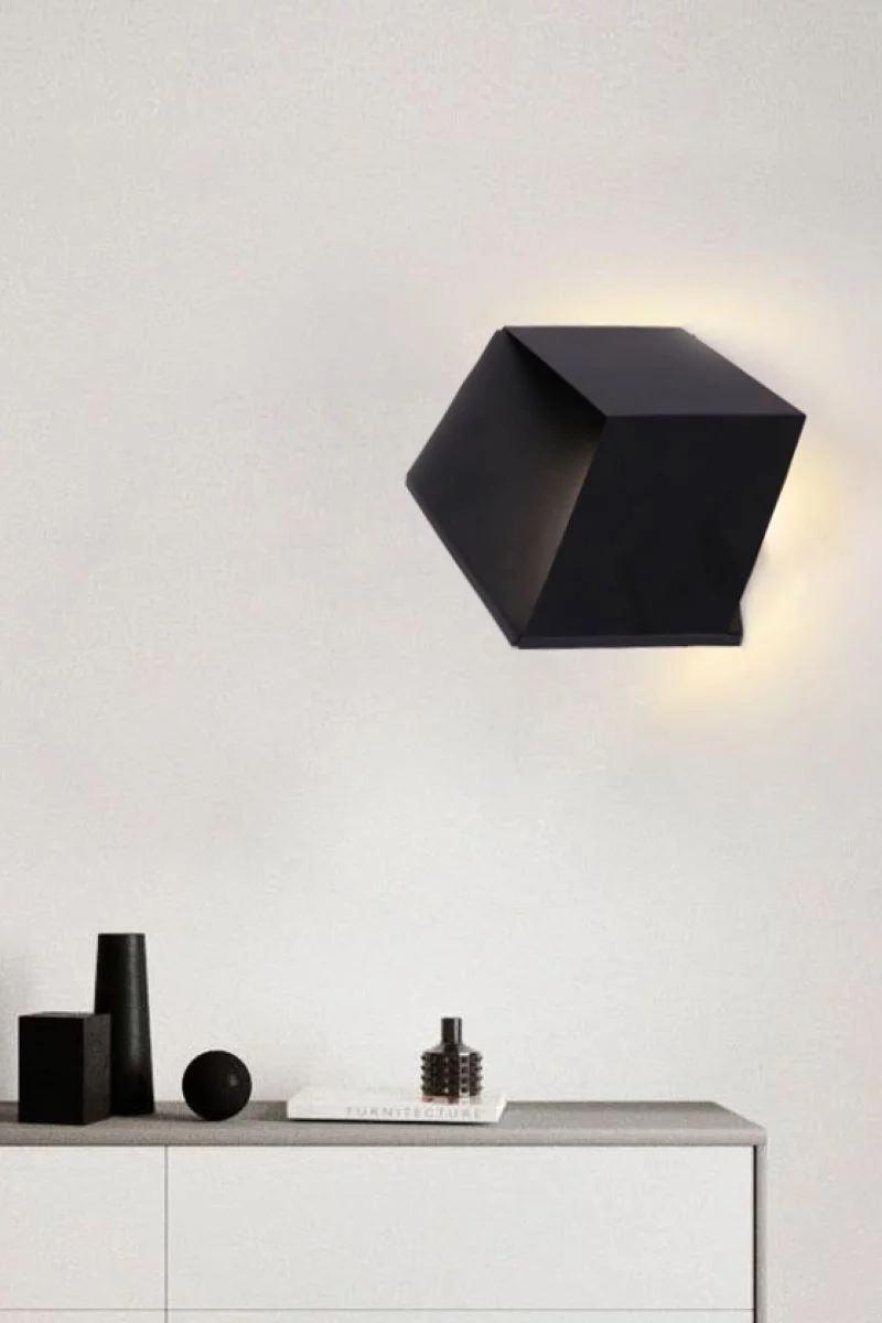   
                        
                        Декоративная подсветка LAGUNA LIGHTING (Украина) 25575    
                         в стиле Лофт.  
                        Тип источника света: встроенный led-модуль, несъемный.                                                 Цвета плафонов и подвесок: Черный.                         Материал: Металл.                          фото 3