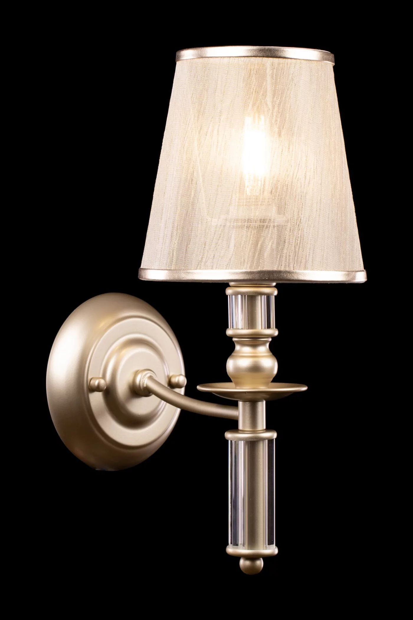   
                        
                        Бра FREYA (Германия) 25662    
                         в стиле Прованс.  
                        Тип источника света: светодиодная лампа, сменная.                                                 Цвета плафонов и подвесок: Бежевый.                         Материал: Ткань.                          фото 4