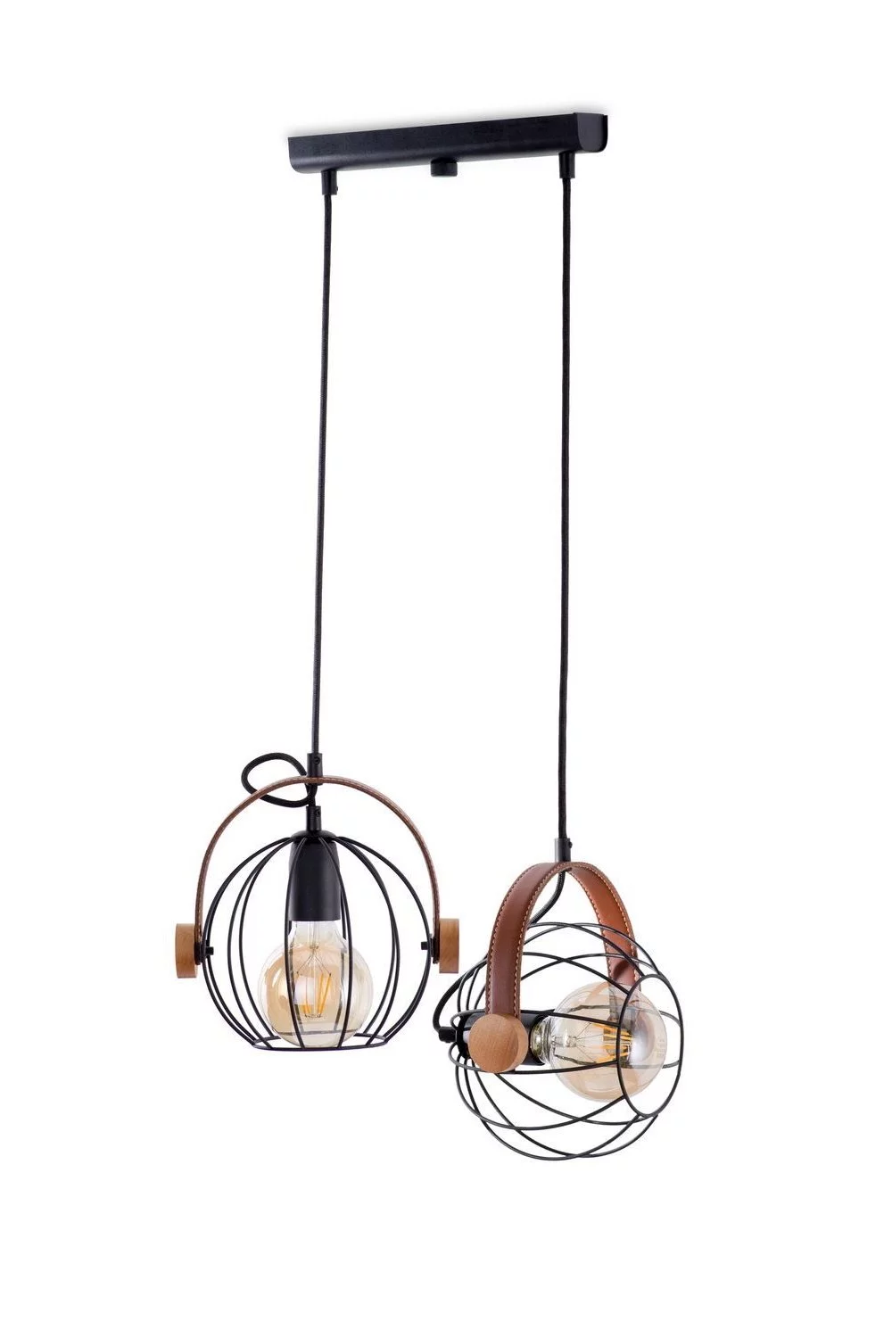   
                        
                        Люстра NB LIGHT (Україна) 25762    
                         У стилі Лофт.  
                        Тип джерела світла: світлодіодна лампа, змінна.                         Форма: Прямокутник.                         Кольори плафонів і підвісок: Чорний, Коричневий.                         Матеріал: Метал, Шкіра, Дерево.                          фото 2