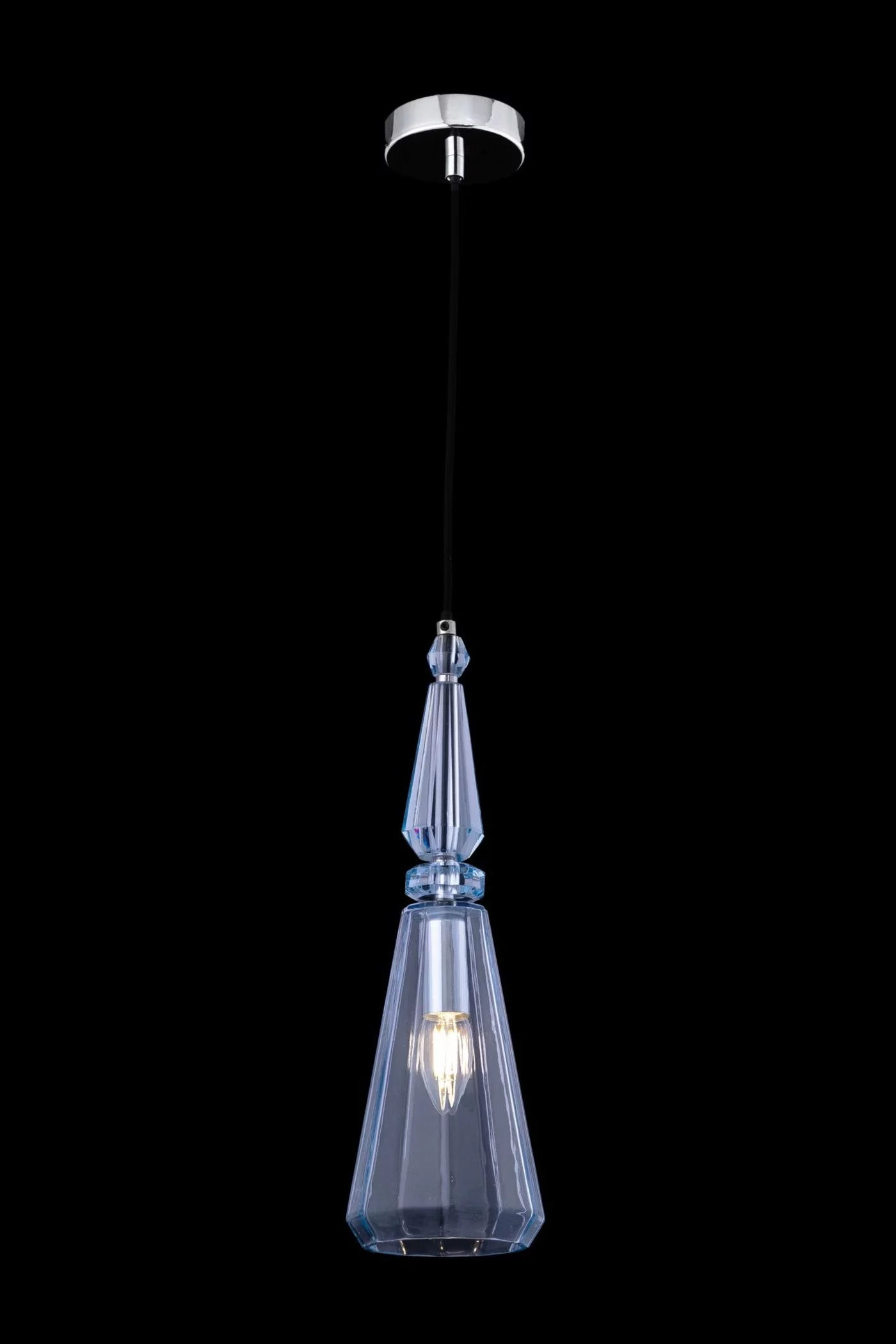   
                        Люстра MAYTONI (Німеччина) 26498    
                         у стилі модерн.  
                        Тип джерела світла: cвітлодіодні led, енергозберігаючі, розжарювання.                         Форма: коло.                         Кольори плафонів і підвісок: блакитний.                         Матеріал: скло.                          фото 3