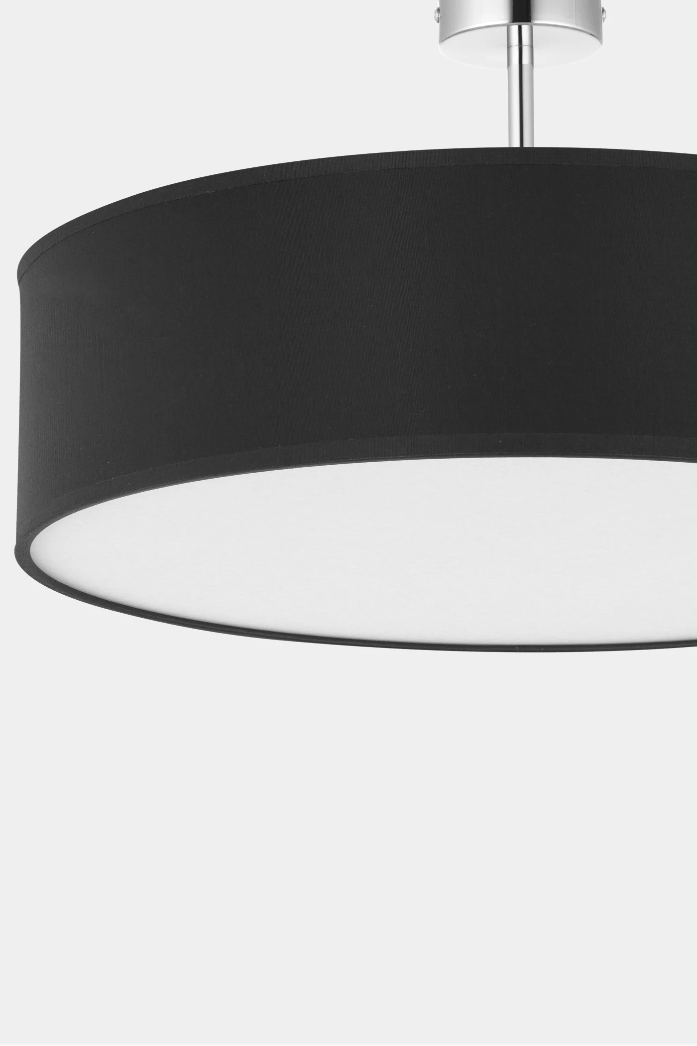   
                        
                        Люстра TK LIGHTING (Польща) 27668    
                         У стилі Модерн.  
                        Тип джерела світла: світлодіодна лампа, змінна.                         Форма: Коло, Циліндр.                         Кольори плафонів і підвісок: Чорний.                         Матеріал: Тканина, Пластик.                          фото 2