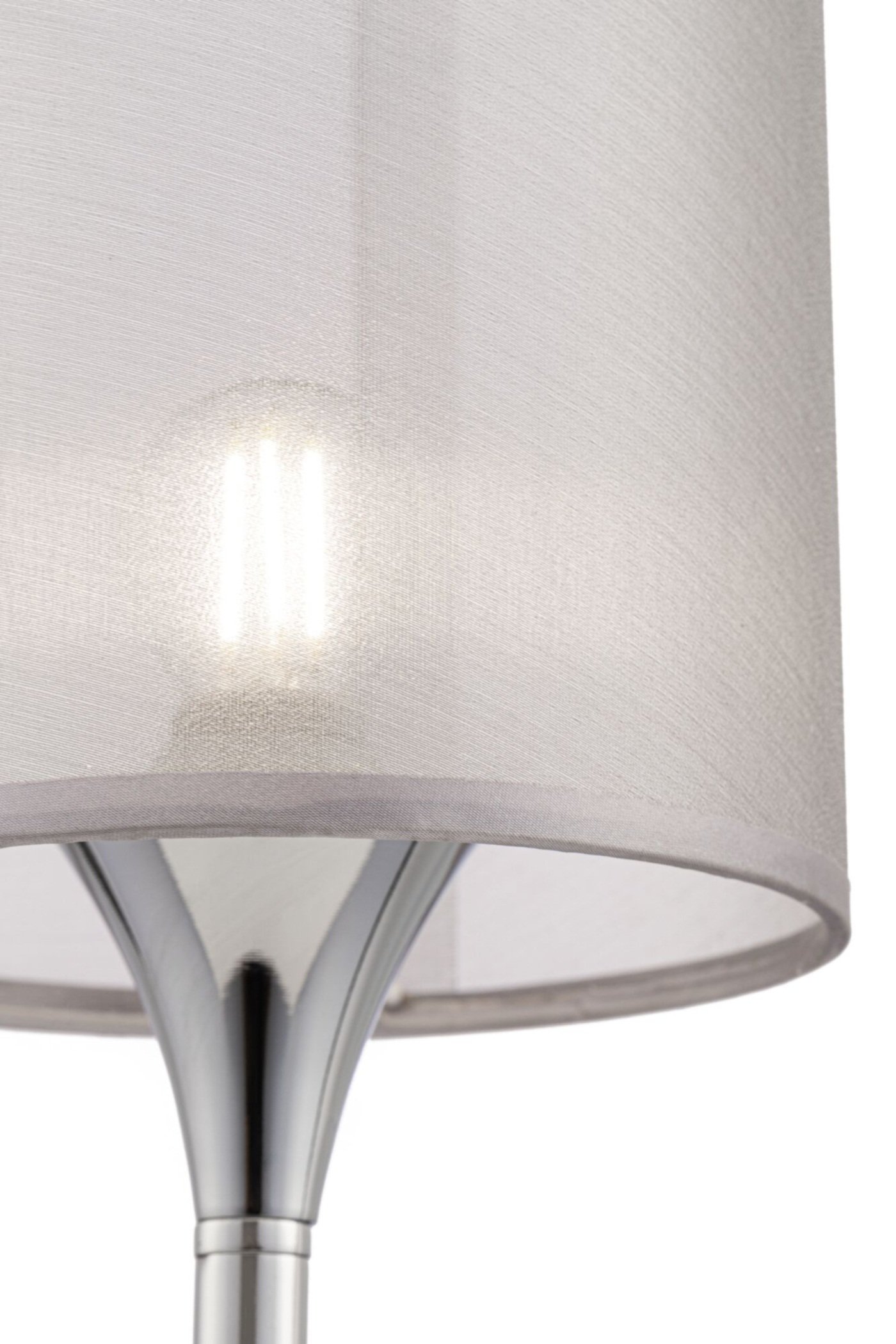   
                        Настільна лампа FREYA (Німеччина) 29108    
                         у стилі модерн.  
                        Тип джерела світла: cвітлодіодні led, енергозберігаючі, розжарювання.                                                 Кольори плафонів і підвісок: срібло.                         Матеріал: тканина.                          фото 2