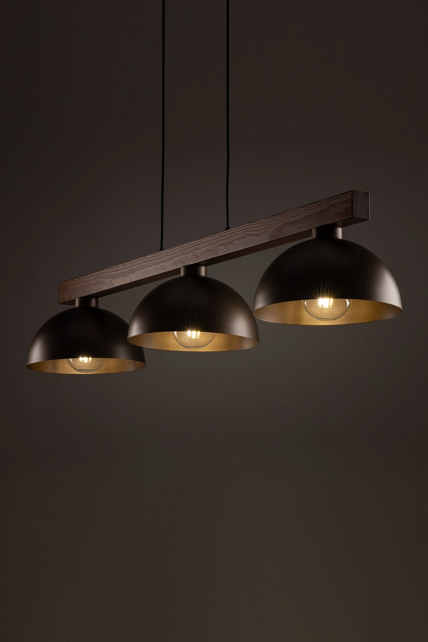   
                        
                        Люстра TK LIGHTING (Польща) 30669    
                         У стилі Кантрі, Лофт.  
                        Тип джерела світла: світлодіодна лампа, змінна.                         Форма: Прямокутник.                         Кольори плафонів і підвісок: Коричневий.                         Матеріал: Метал.                          фото 6