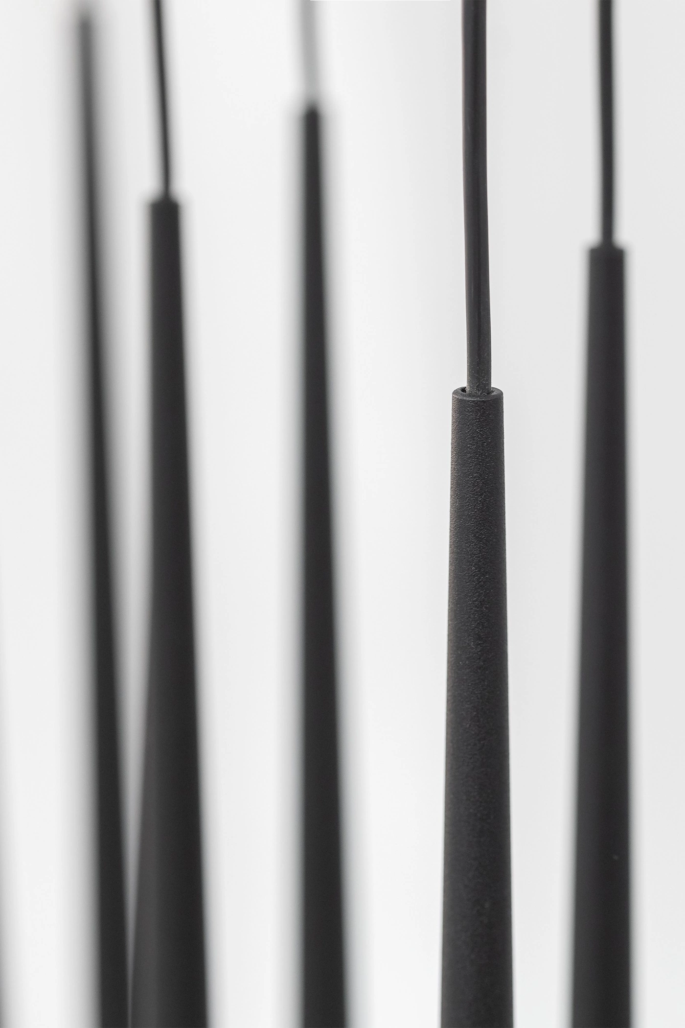   
                        
                        Люстра TK LIGHTING (Польща) 30677    
                         У стилі Лофт, Хай-тек.  
                        Тип джерела світла: світлодіодна лампа, змінна.                         Форма: Прямокутник.                         Кольори плафонів і підвісок: Чорний.                         Матеріал: Метал.                          фото 3