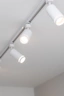   
                        
                        Трековий світильник TK LIGHTING (Польща) 30762    
                         У стилі Хай-тек.  
                        Тип джерела світла: світлодіодна лампа, змінна.                                                 Кольори плафонів і підвісок: Білий.                         Матеріал: Метал.                          фото 3