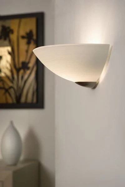   
                        
                        Декоративная подсветка EGLO (Австрия) 31076    
                         в стиле Модерн.  
                        Тип источника света: светодиодная лампа, сменная.                                                 Цвета плафонов и подвесок: Белый, Серый.                         Материал: Стекло.                          фото 2