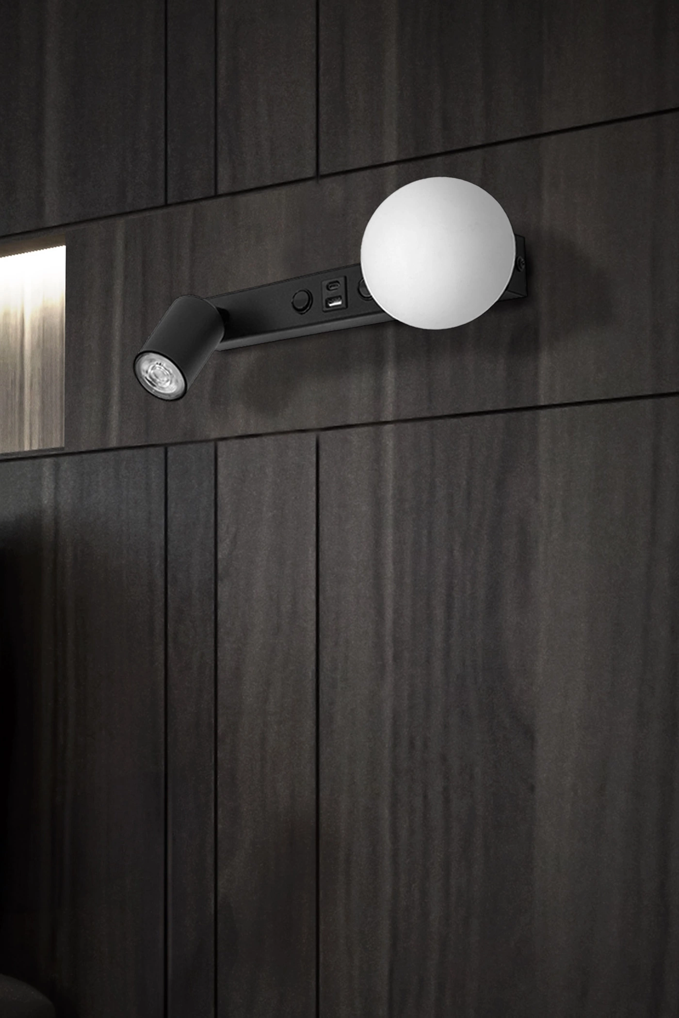   
                        
                        Бра TK LIGHTING (Польша) 31115    
                         В стиле Хай-тек.  
                        Тип источника света: светодиодная лампа, сменная.                                                 Цвета плафонов и подвесок: Белый, Черный.                         Материал: Стекло.                          фото 9