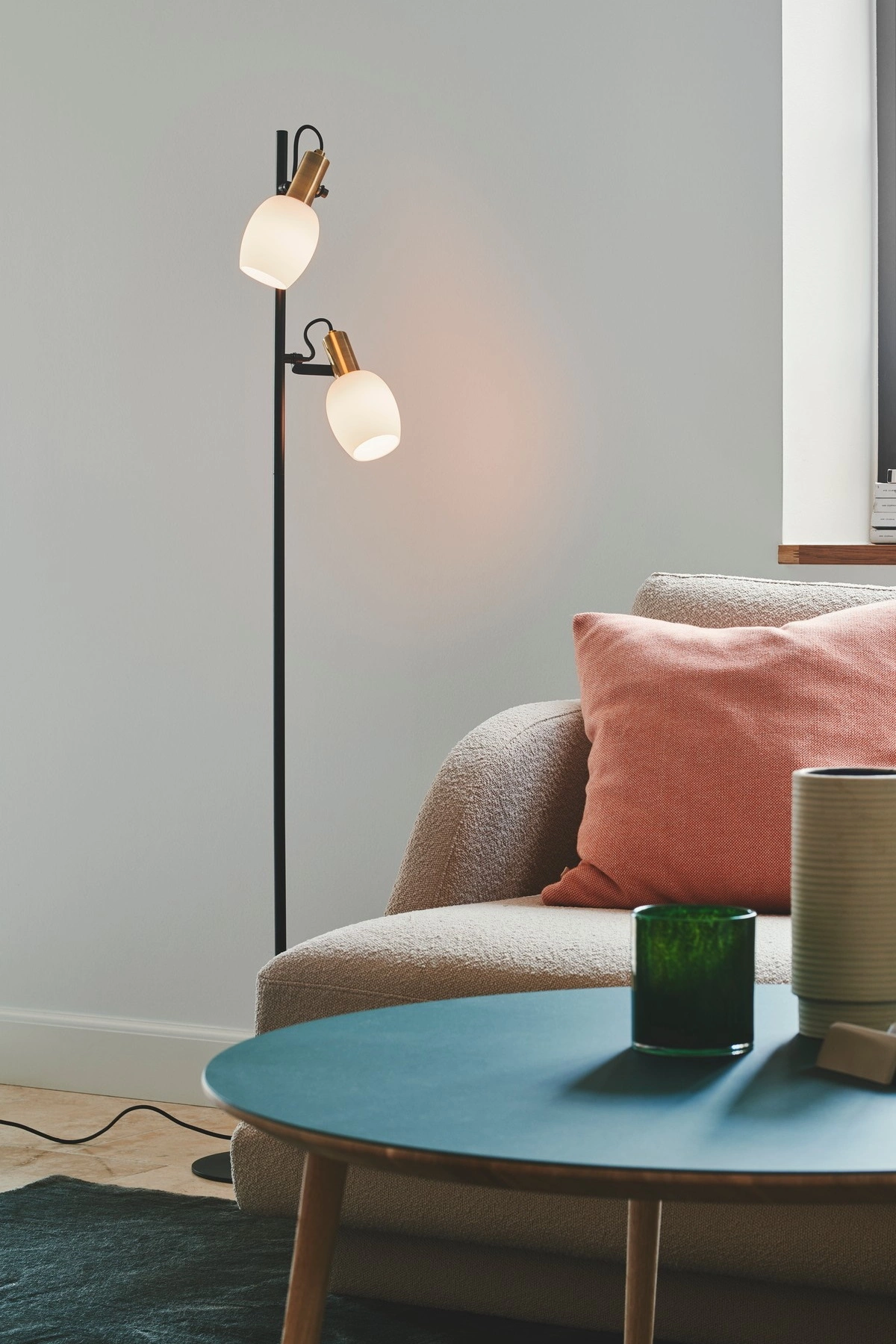   
                        
                        Торшер NORDLUX (Дания) 32367    
                         В стиле Модерн.  
                        Тип источника света: светодиодная лампа, сменная.                                                 Цвета плафонов и подвесок: Черный.                         Материал: Металл.                          фото 4