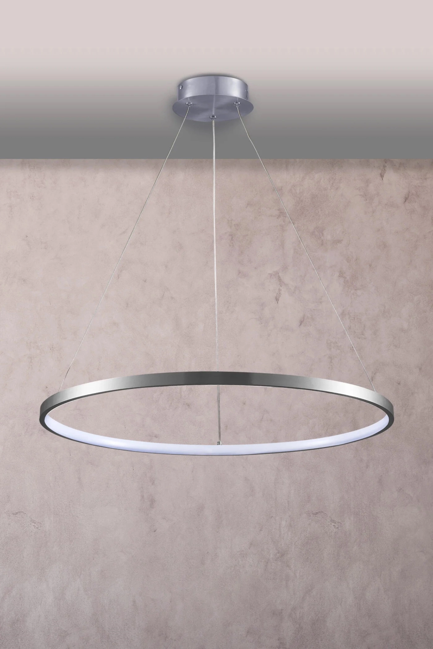   
                        
                        Люстра GOLDLUX (Польша) 32690    
                         В стиле Хай-тек.  
                        Тип источника света: встроенный led-модуль, несъемный.                         Форма: Круг.                         Цвета плафонов и подвесок: Серый, Белый.                         Материал: Алюминий, Силикон.                          фото 3